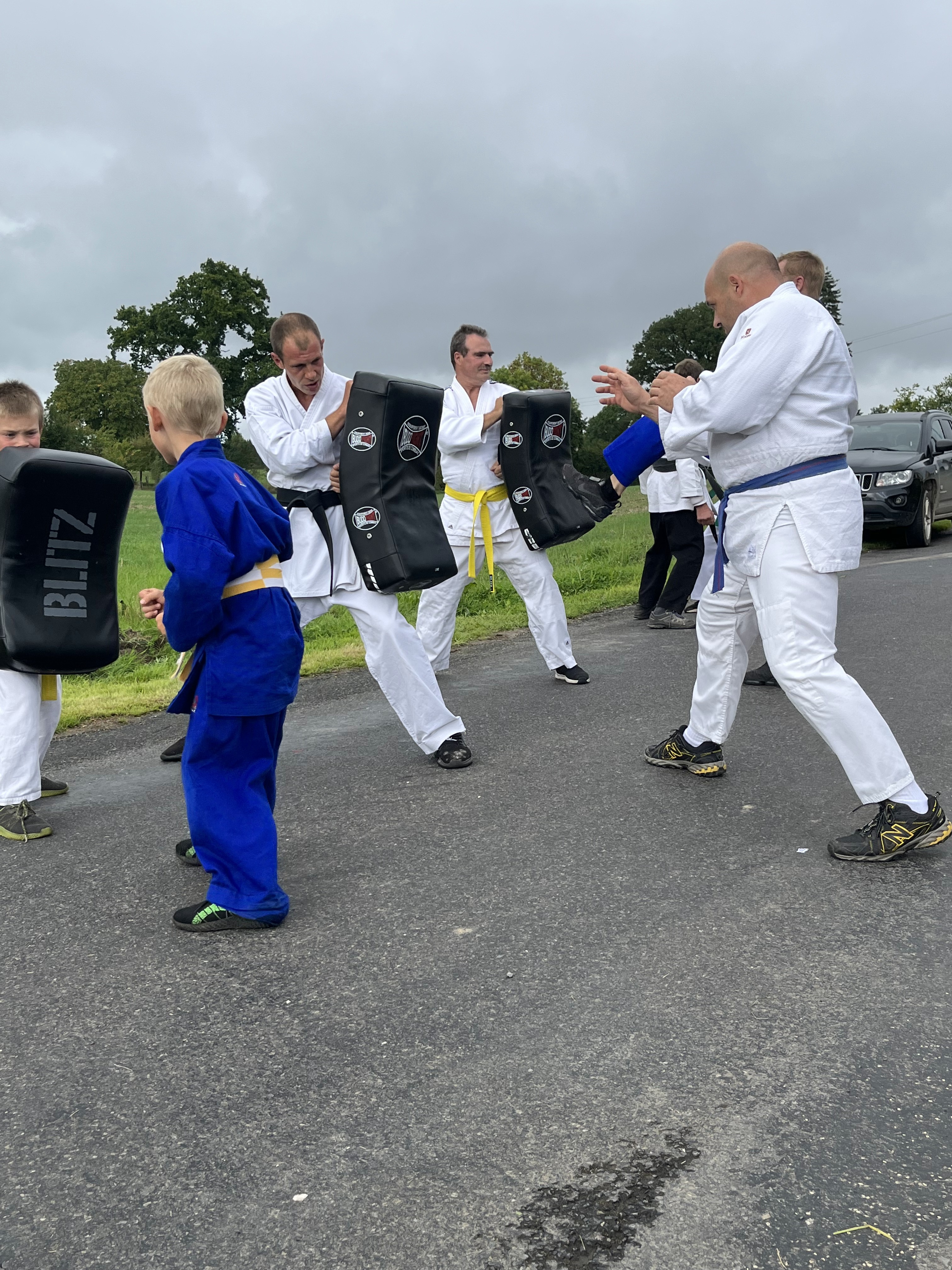 karaté club de karaté esprit de la main vide condé sur noireau condé en normandie Valdallière, Vassy, Karaté Shotokan