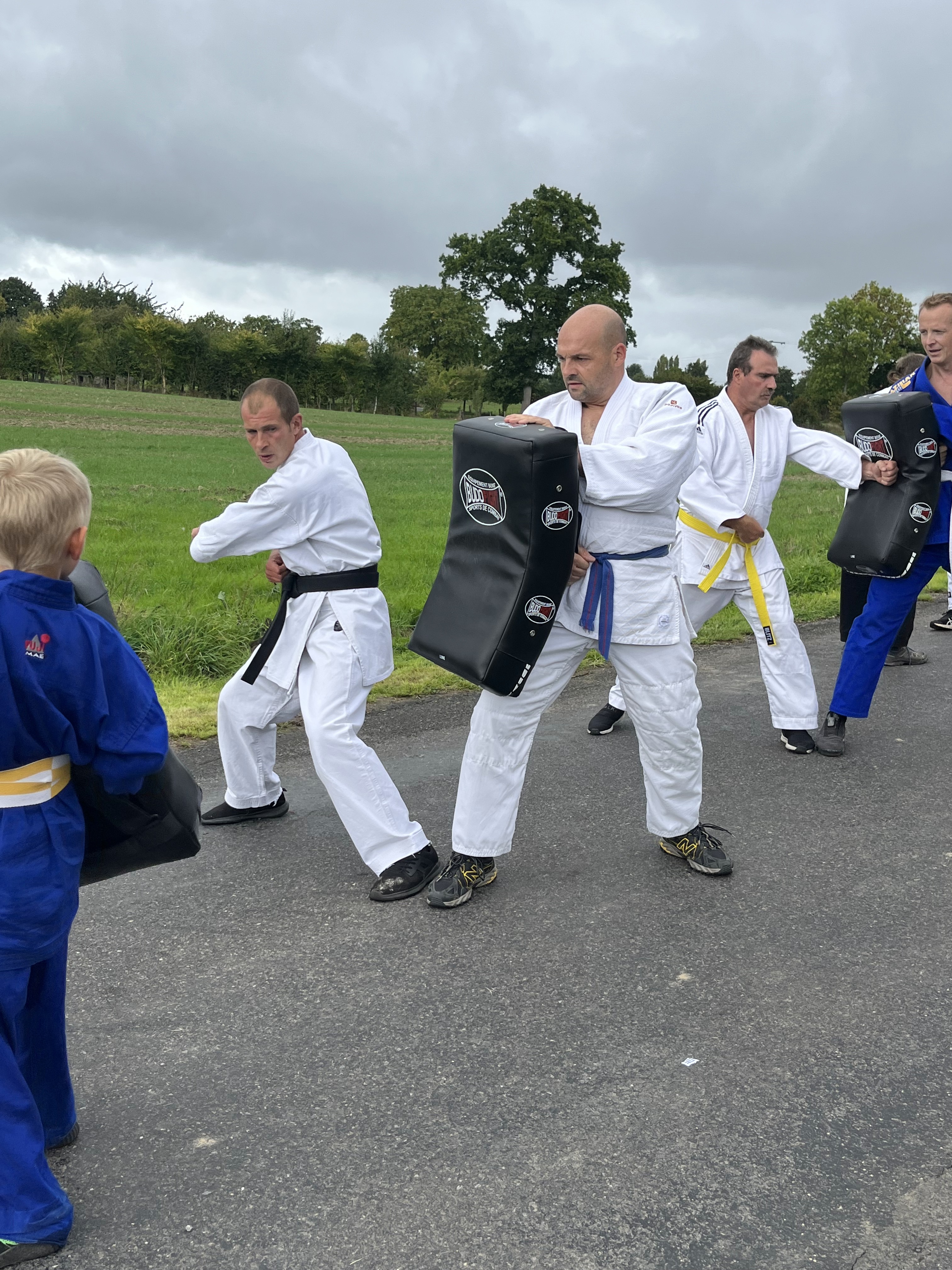 karaté club de karaté esprit de la main vide condé sur noireau condé en normandie Valdallière, Vassy, Karaté Shotokan