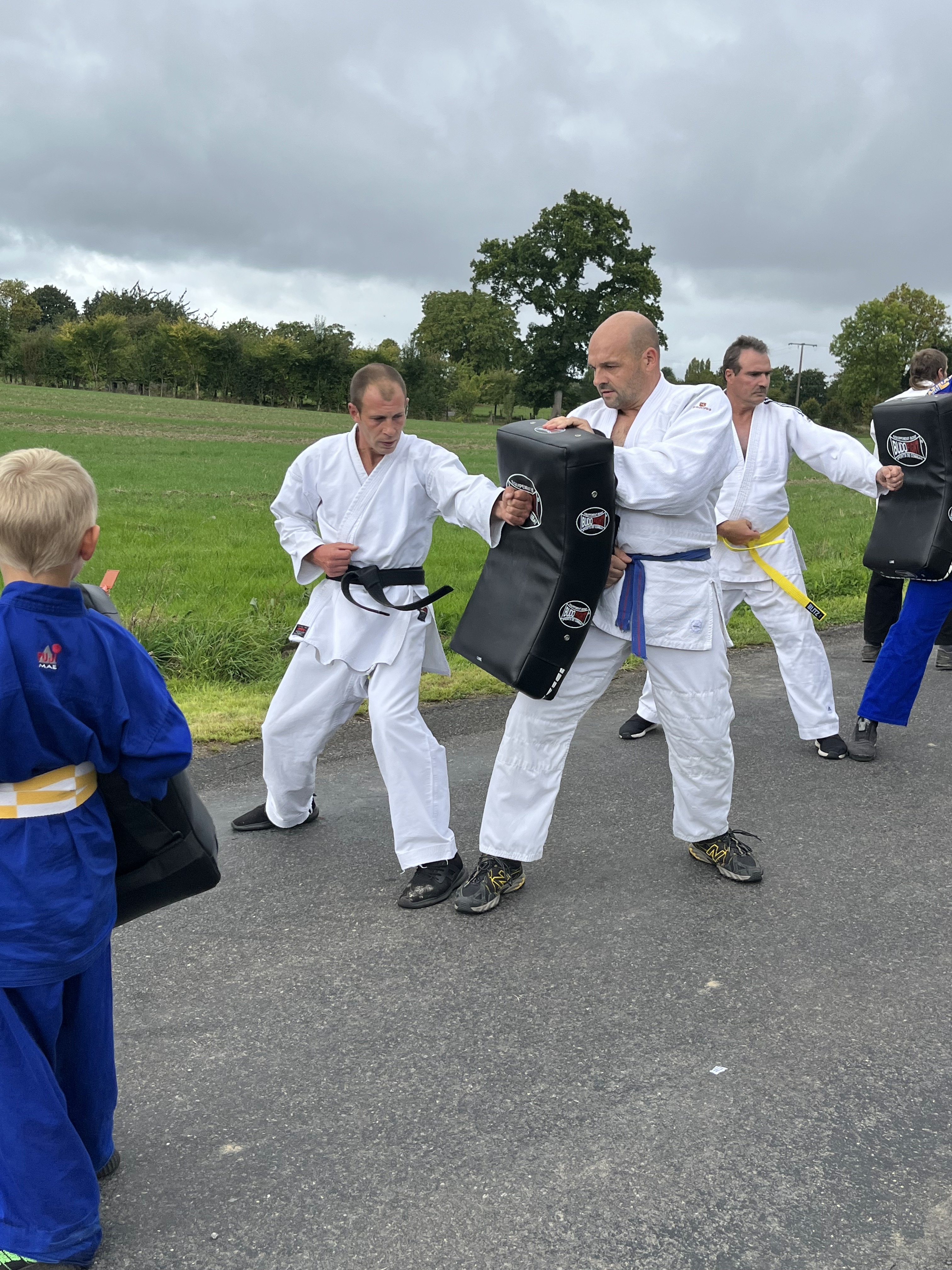 karaté club de karaté esprit de la main vide condé sur noireau condé en normandie Valdallière, Vassy, Karaté Shotokan