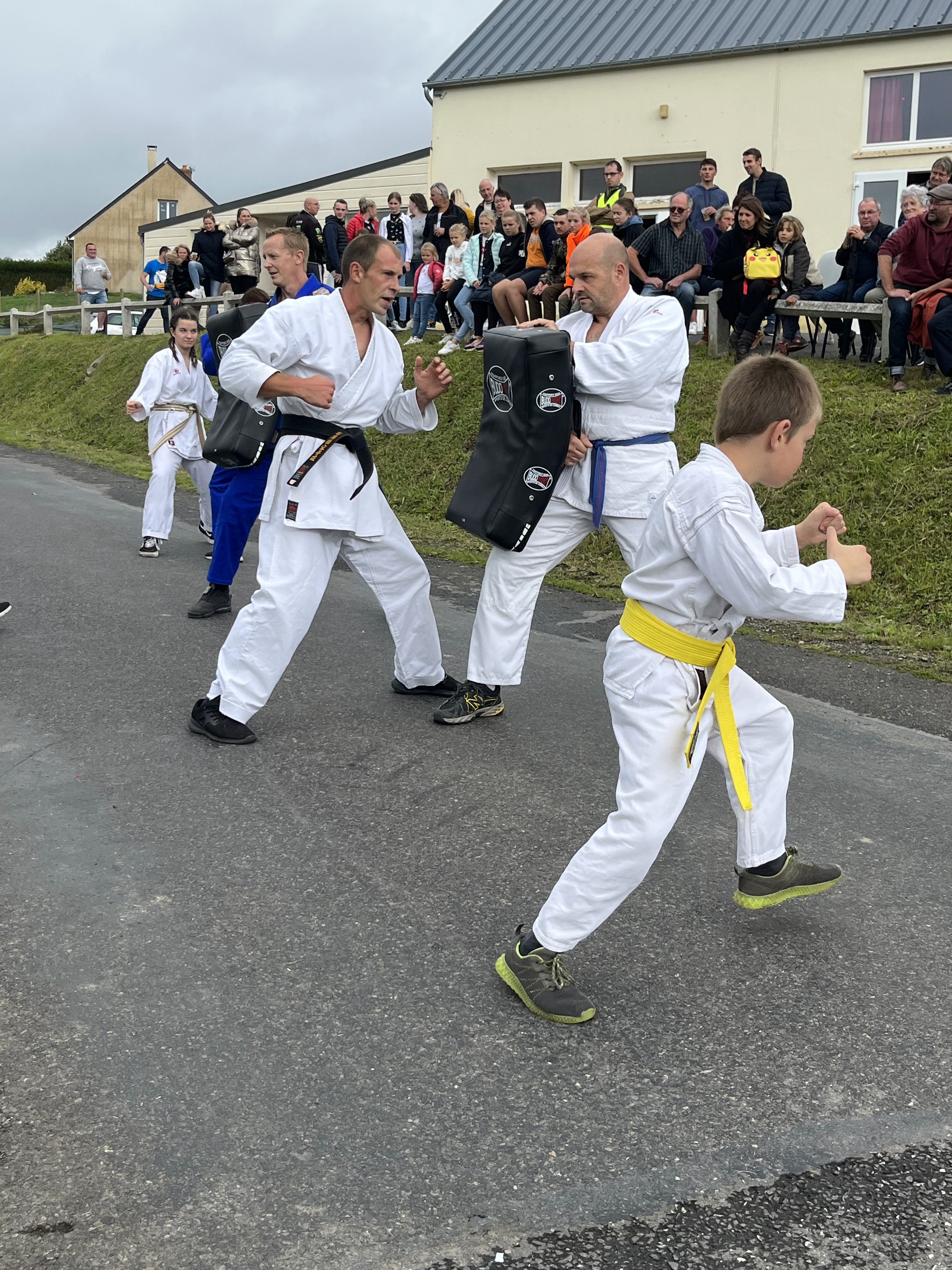 karaté club de karaté esprit de la main vide condé sur noireau condé en normandie Valdallière, Vassy, Karaté Shotokan