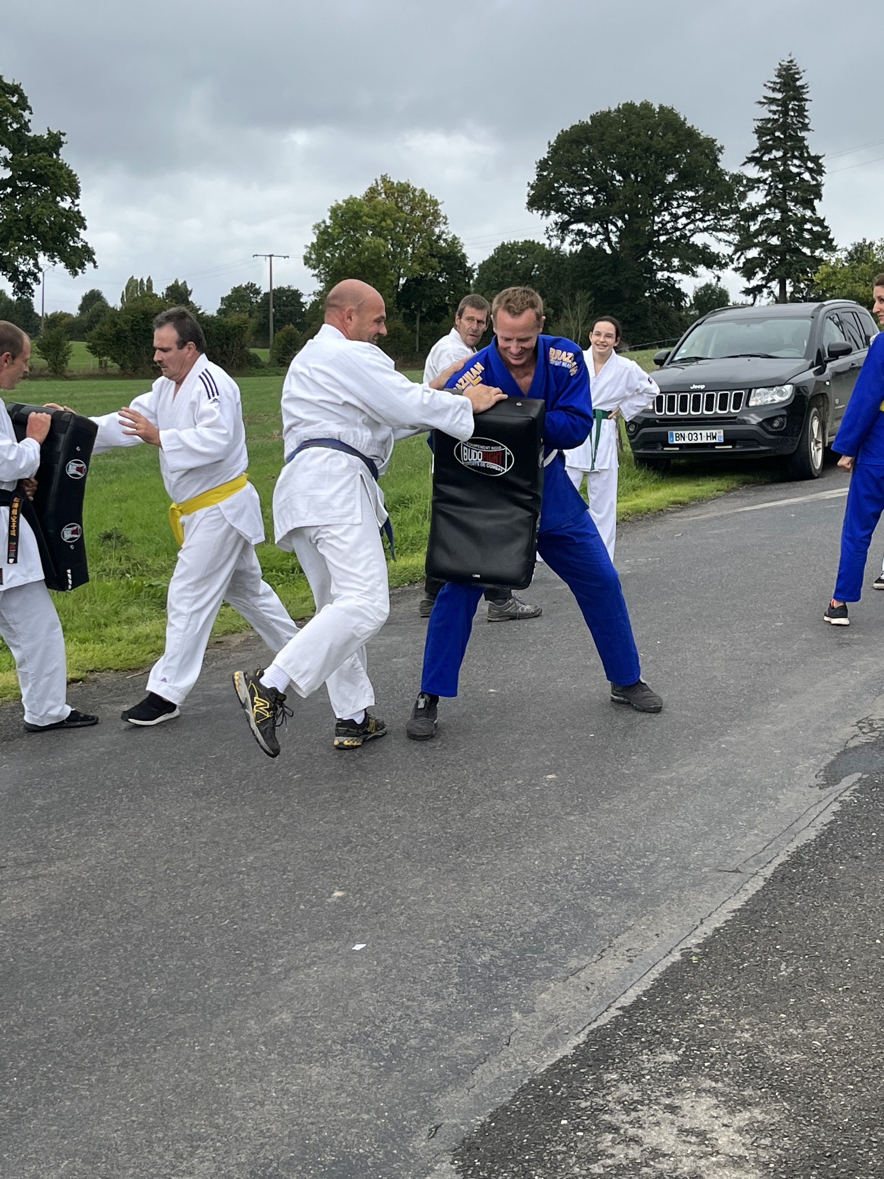 karaté club de karaté esprit de la main vide condé sur noireau condé en normandie Valdallière, Vassy, Karaté Shotokan