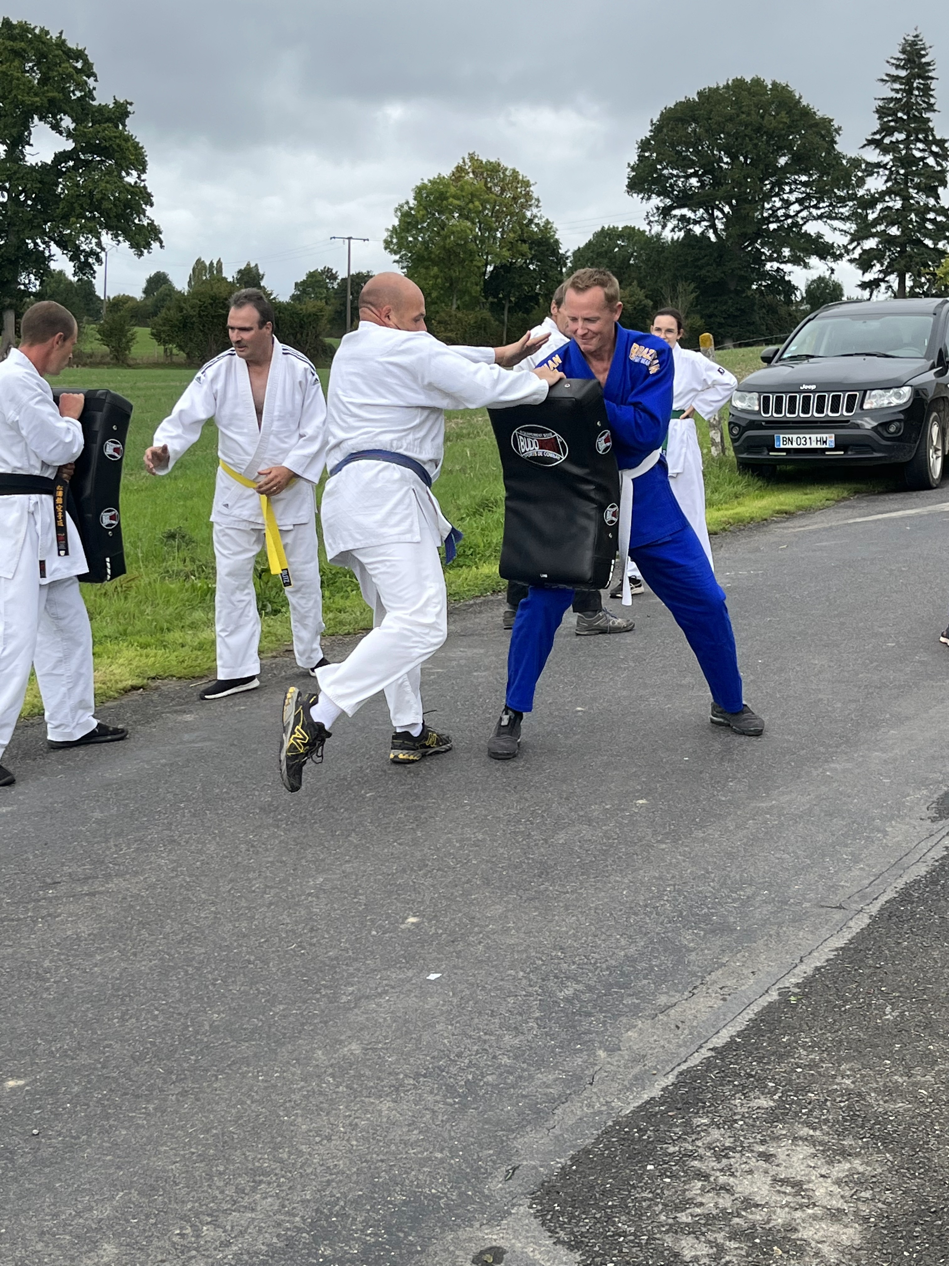 karaté club de karaté esprit de la main vide condé sur noireau condé en normandie Valdallière, Vassy, Karaté Shotokan