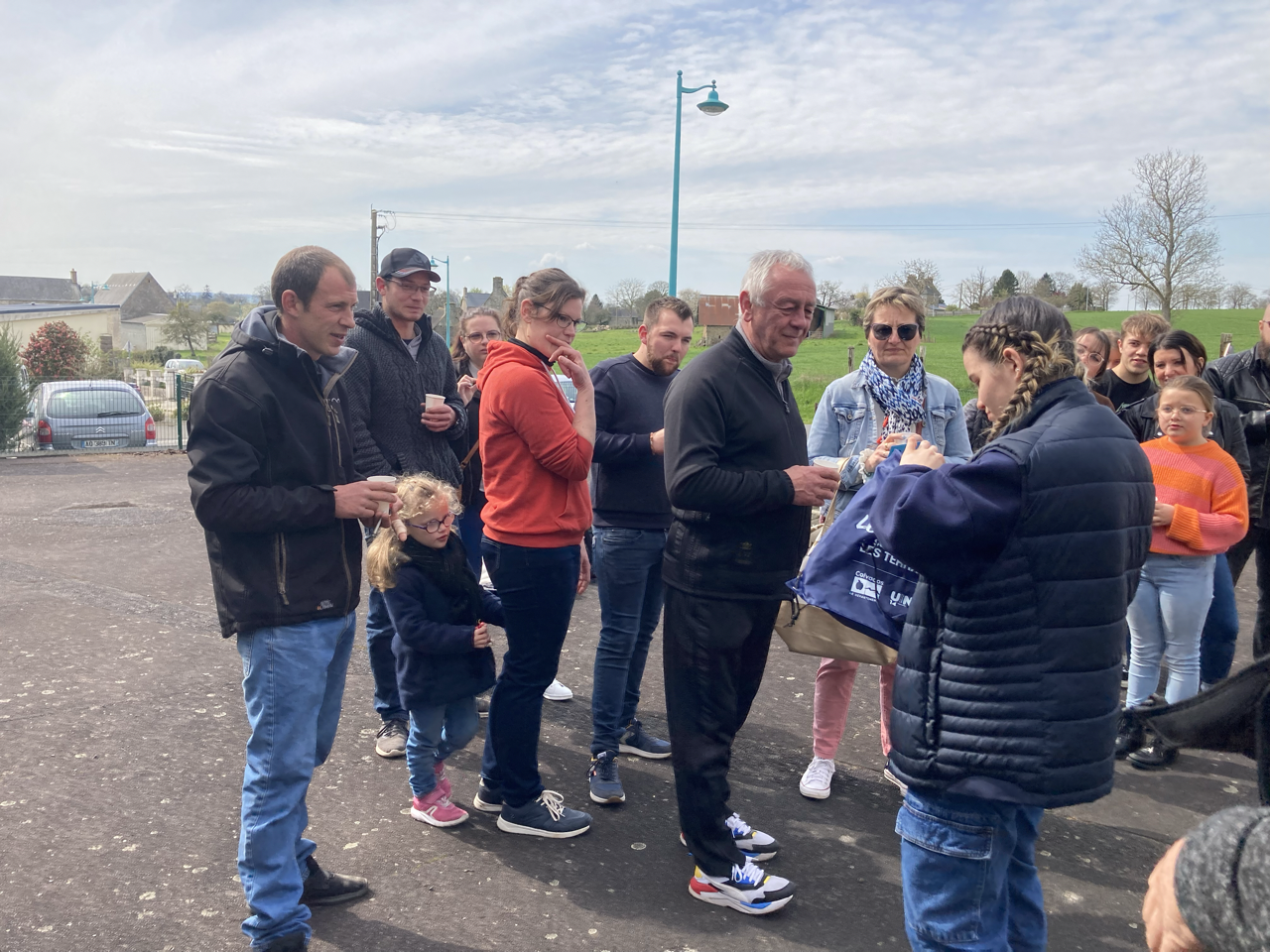 karaté club de karaté esprit de la main vide condé sur noireau condé en normandie Valdallière, Vassy, Karaté Shotokan