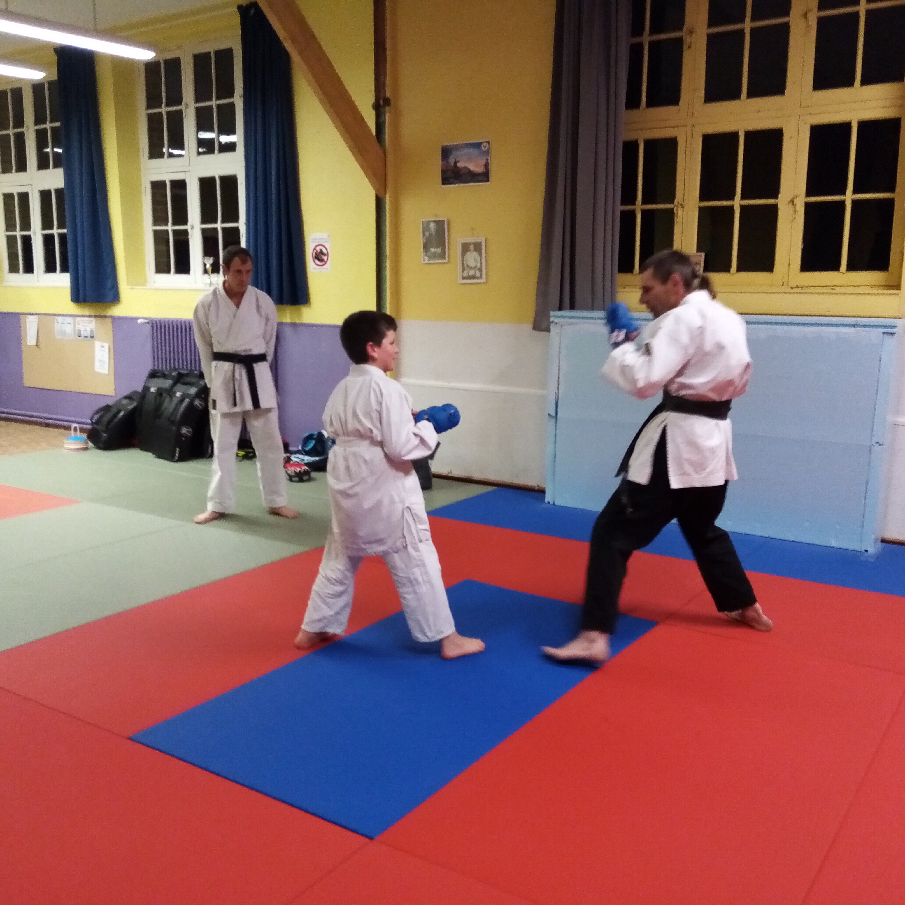 karaté club de karaté esprit de la main vide condé sur noireau condé en normandie Valdallière, Vassy, Karaté Shotokan