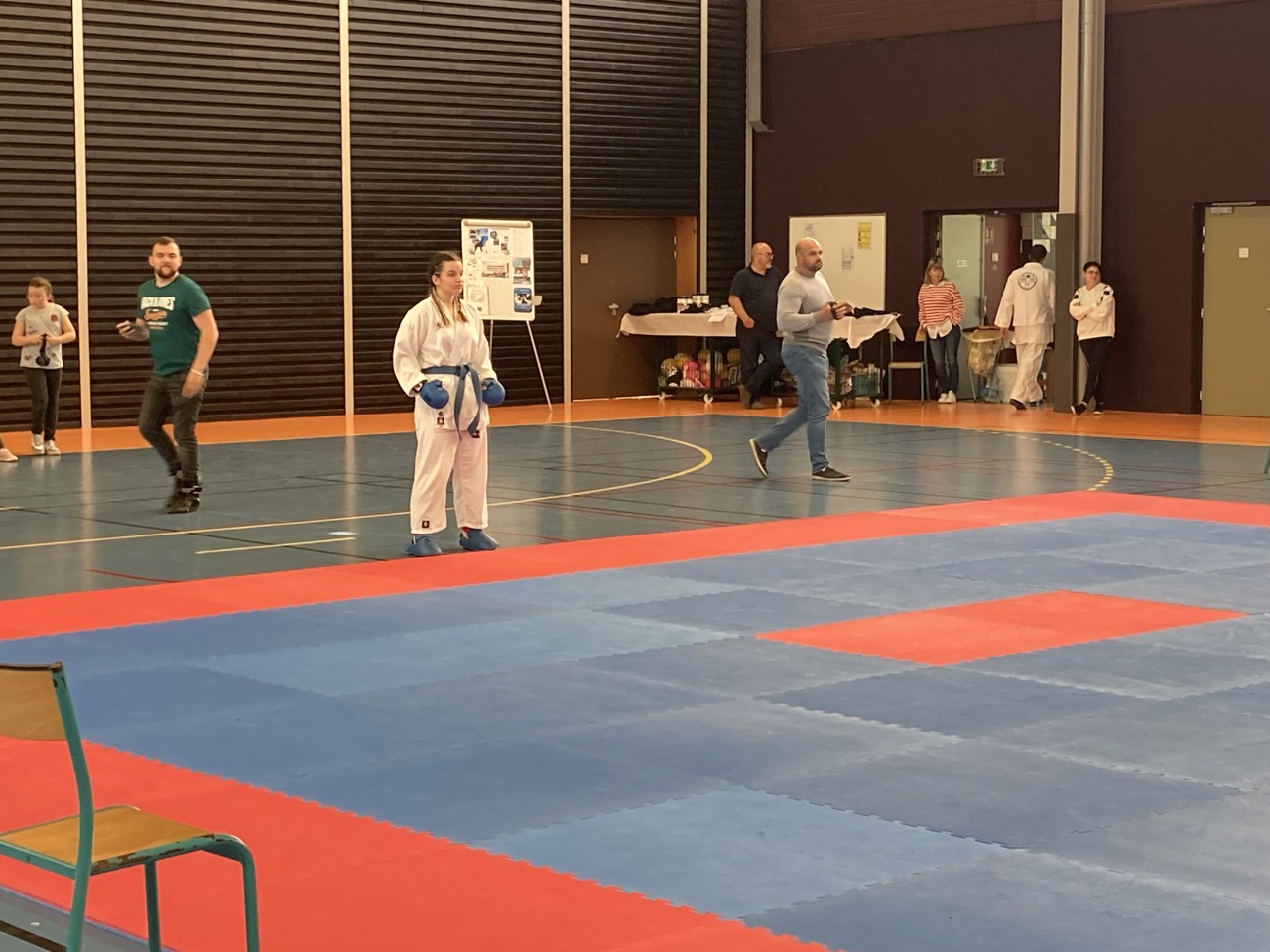 karaté club de karaté esprit de la main vide condé sur noireau condé en normandie Valdallière, Vassy, Karaté Shotokan