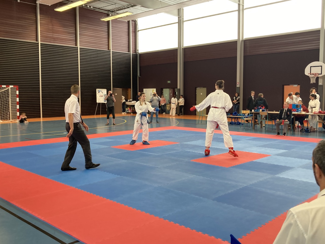 karaté club de karaté esprit de la main vide condé sur noireau condé en normandie Valdallière, Vassy, Karaté Shotokan