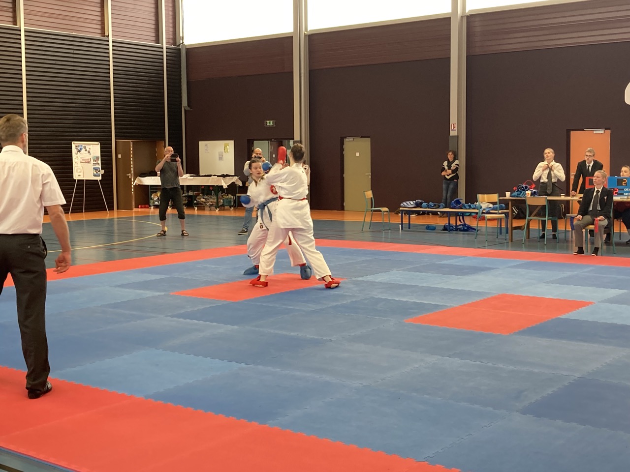 karaté club de karaté esprit de la main vide condé sur noireau condé en normandie Valdallière, Vassy, Karaté Shotokan