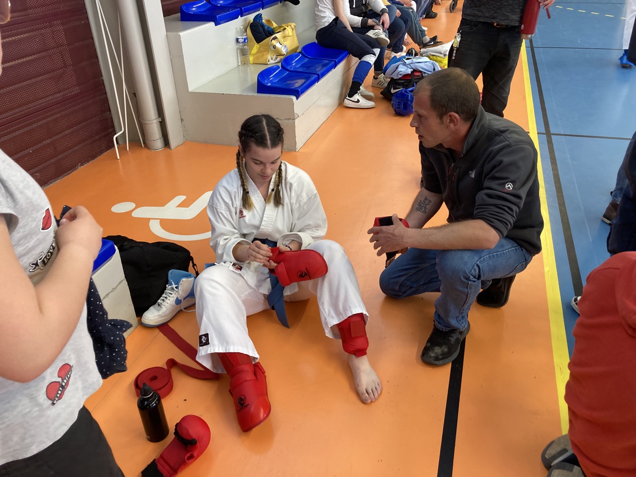 karaté club de karaté esprit de la main vide condé sur noireau condé en normandie Valdallière, Vassy, Karaté Shotokan