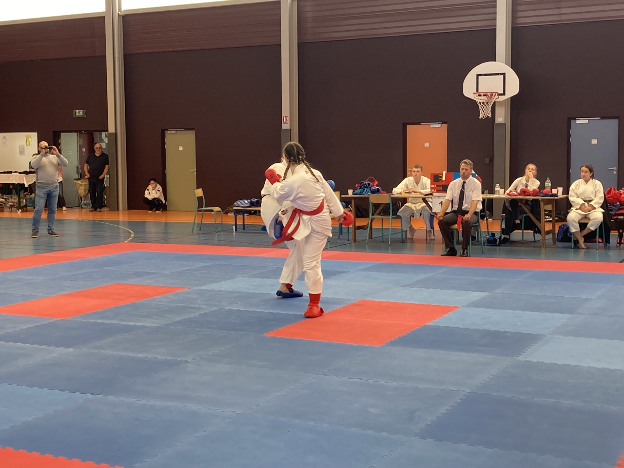 karaté club de karaté esprit de la main vide condé sur noireau condé en normandie Valdallière, Vassy, Karaté Shotokan