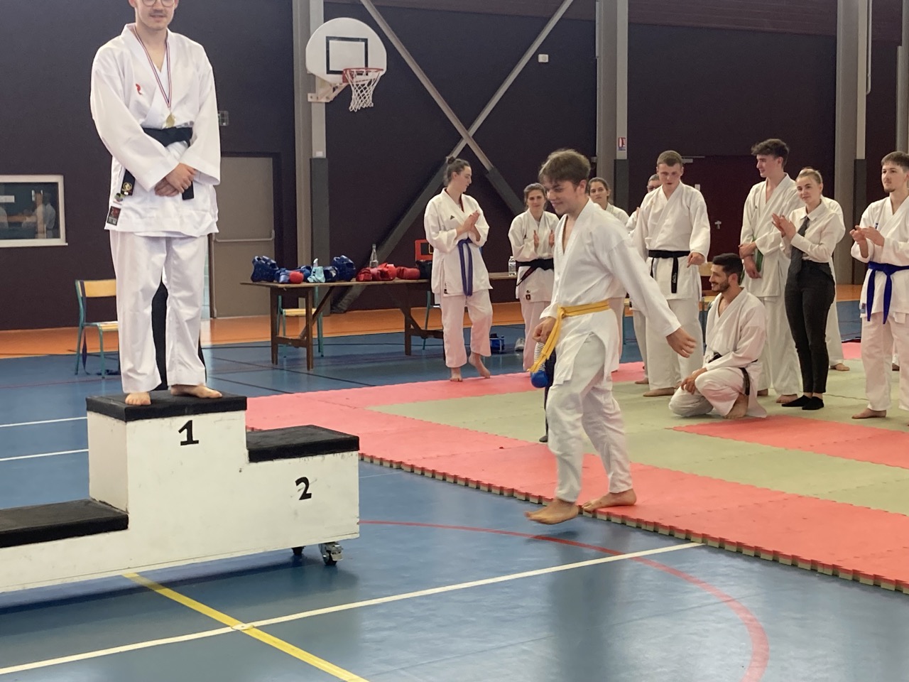 karaté club de karaté esprit de la main vide condé sur noireau condé en normandie Valdallière, Vassy, Karaté Shotokan
