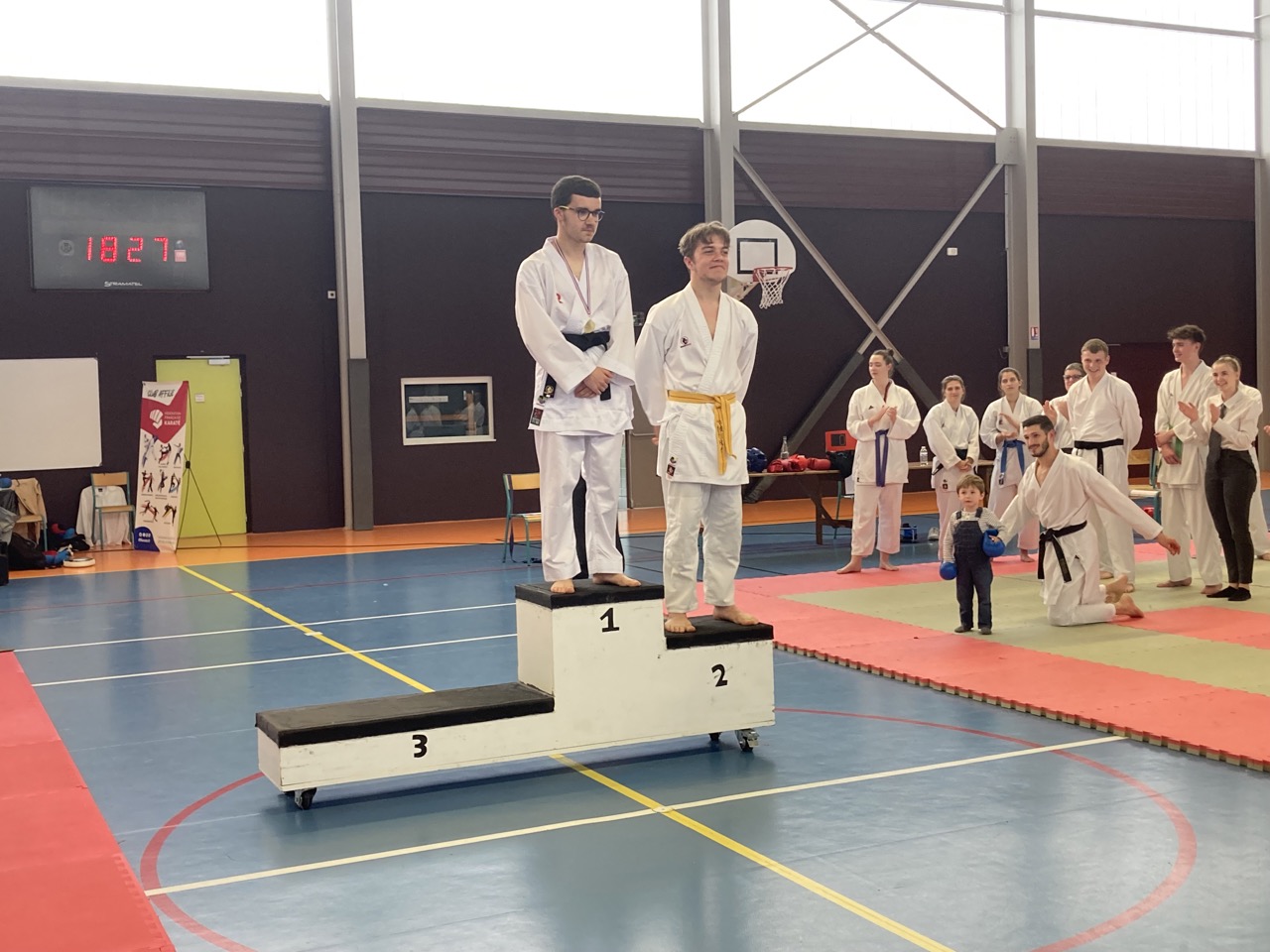 karaté club de karaté esprit de la main vide condé sur noireau condé en normandie Valdallière, Vassy, Karaté Shotokan