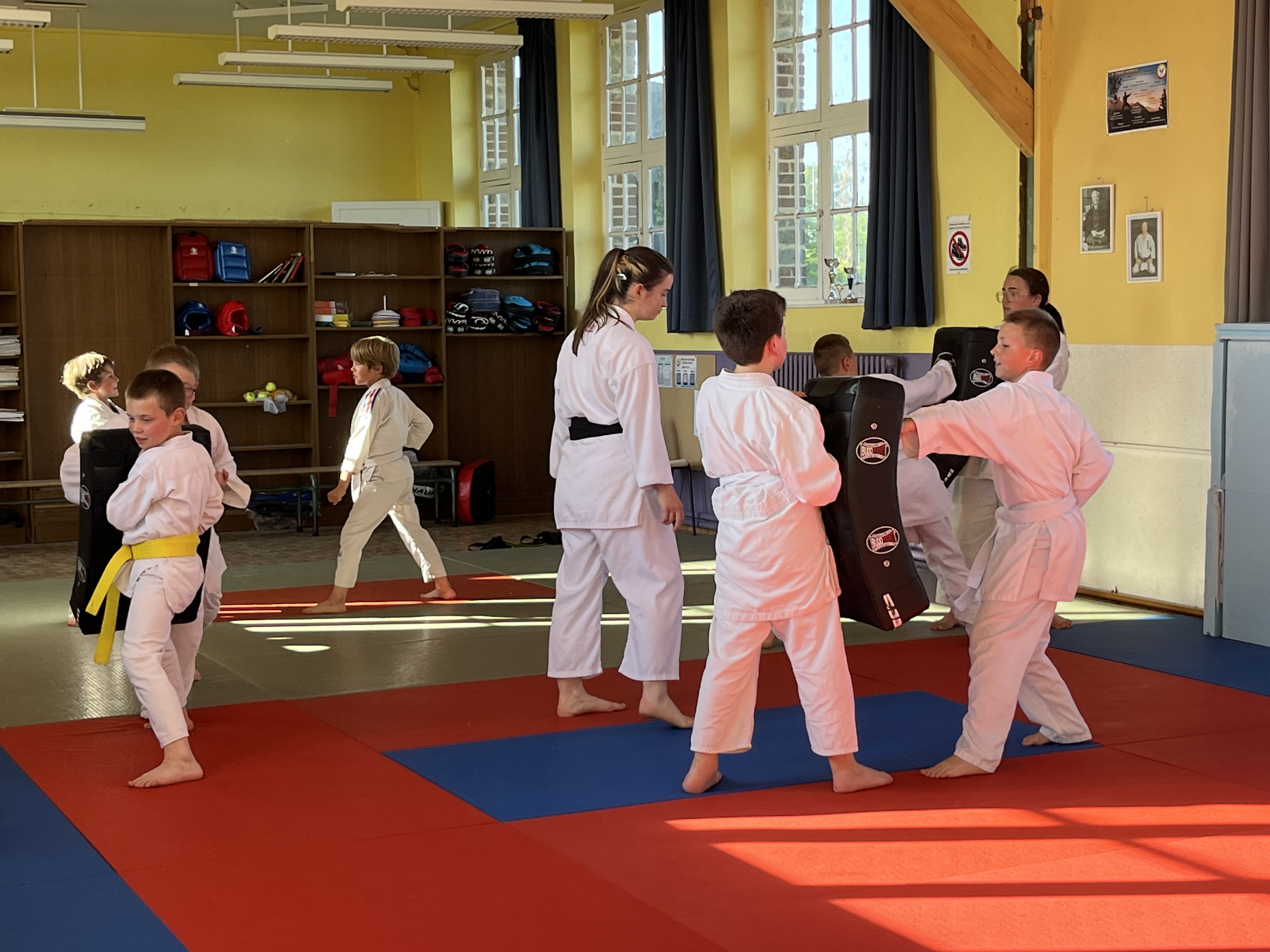 karaté club de karaté esprit de la main vide condé sur noireau condé en normandie Valdallière, Vassy, Karaté Shotokan