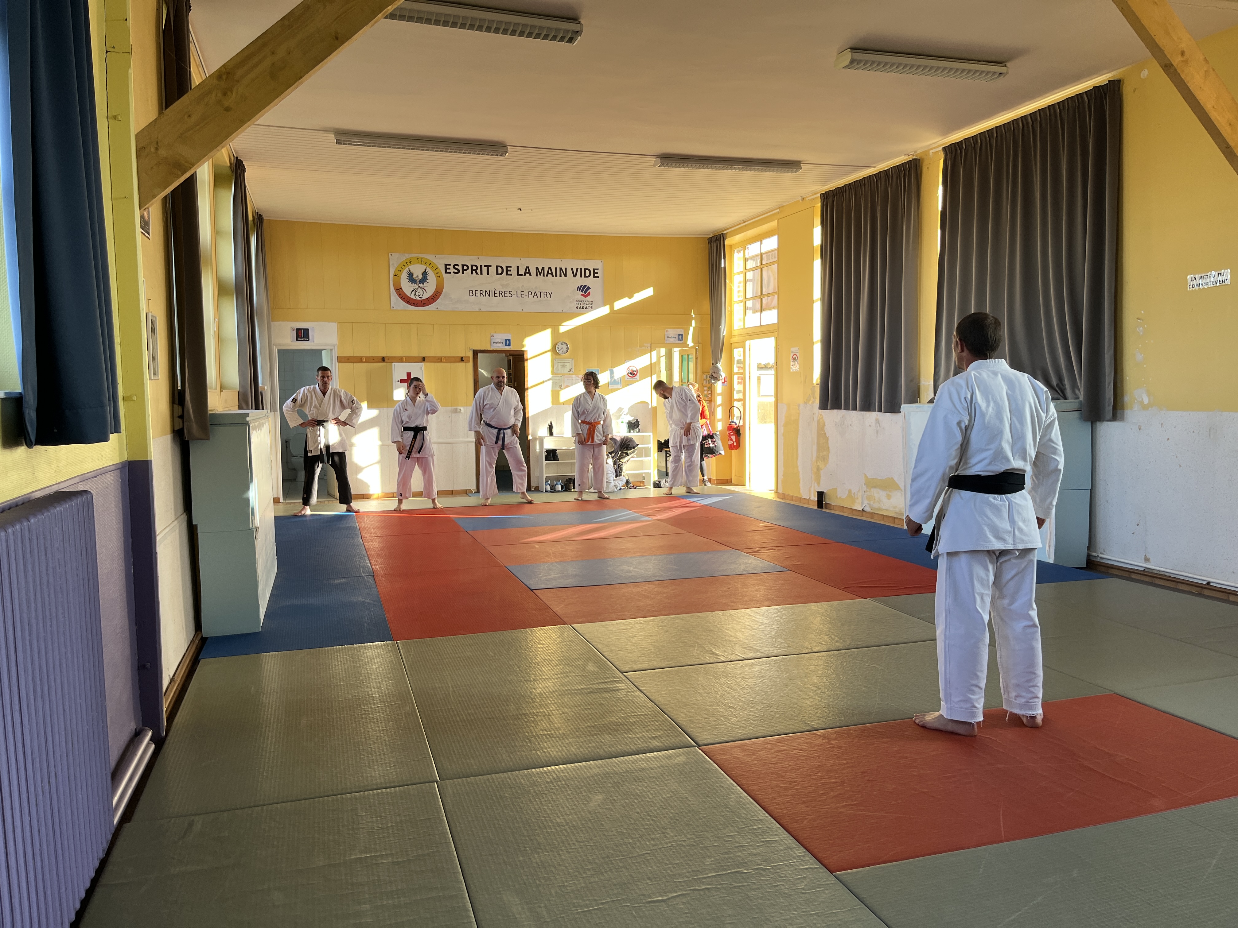 karaté club de karaté esprit de la main vide condé sur noireau condé en normandie Valdallière, Vassy, Karaté Shotokan