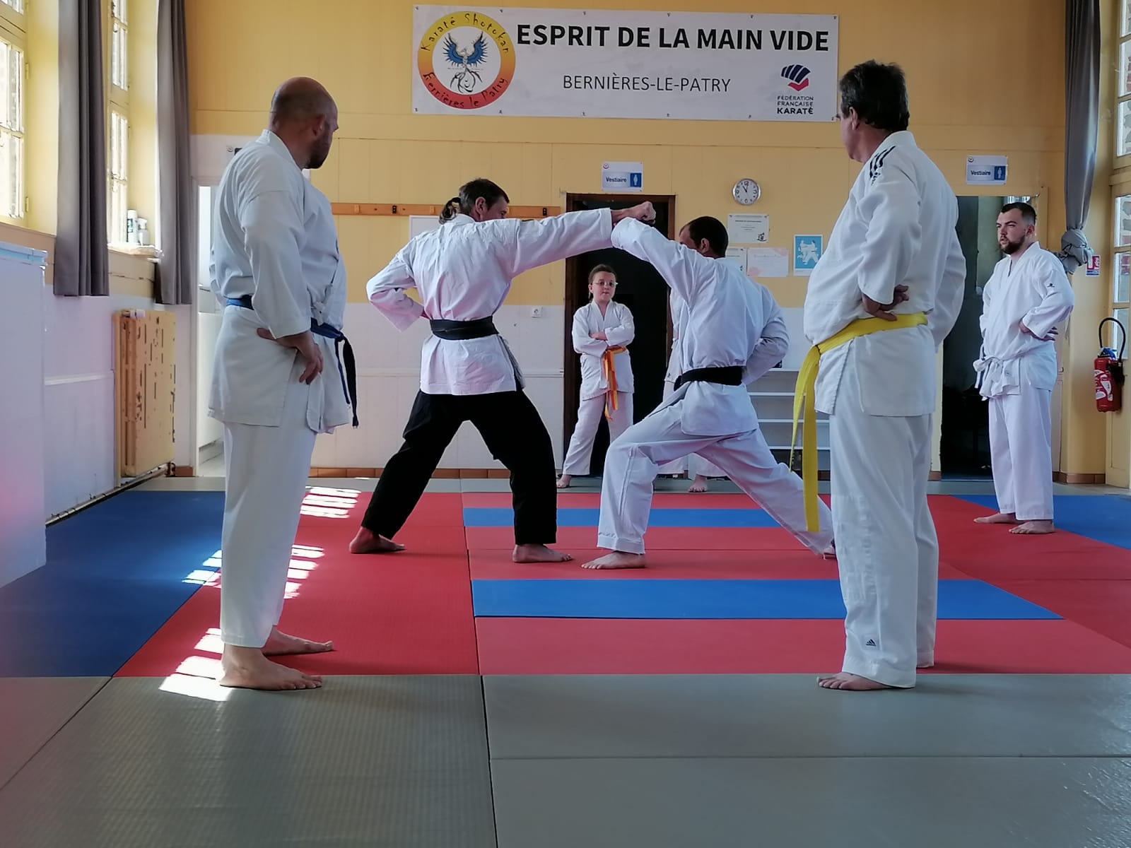 Basse Normandie karaté club de karaté esprit de la main vide condé sur noireau condé en normandie Valdallière Vassy Karaté Shotokan
