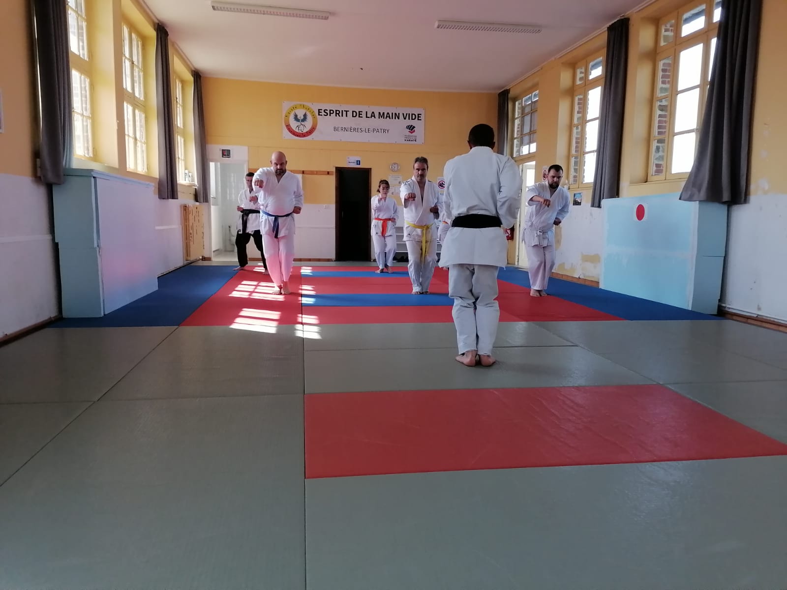 Basse Normandie karaté club de karaté esprit de la main vide condé sur noireau condé en normandie Valdallière Vassy Karaté Shotokan