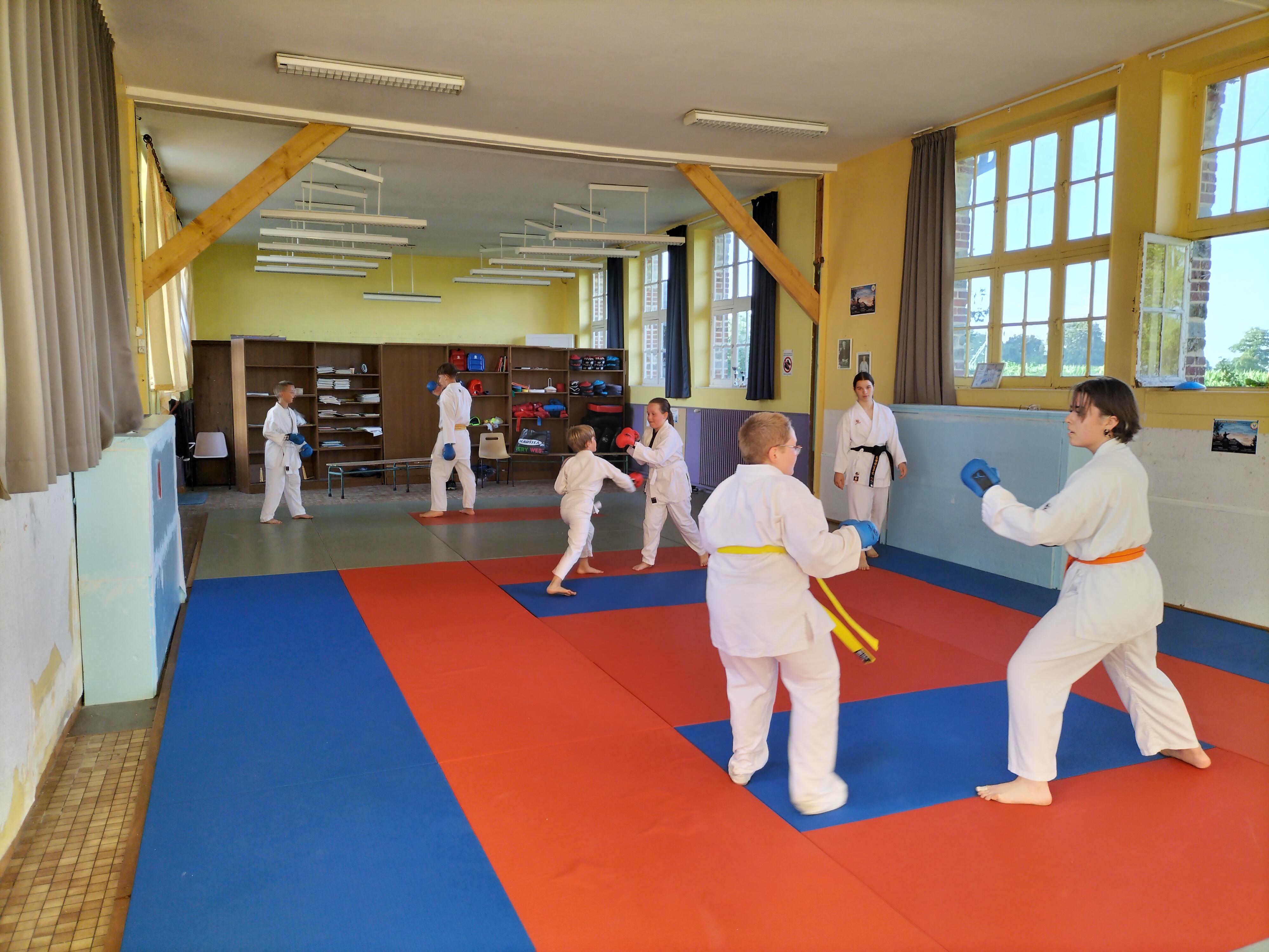 Basse Normandie karaté club de karaté esprit de la main vide condé sur noireau condé en normandie Valdallière Vassy Karaté Shotokan