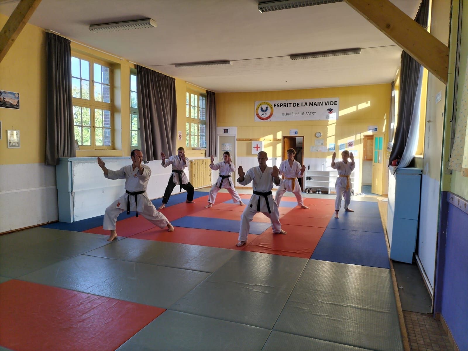 Basse Normandie karaté club de karaté esprit de la main vide condé sur noireau condé en normandie Valdallière Vassy Karaté Shotokan