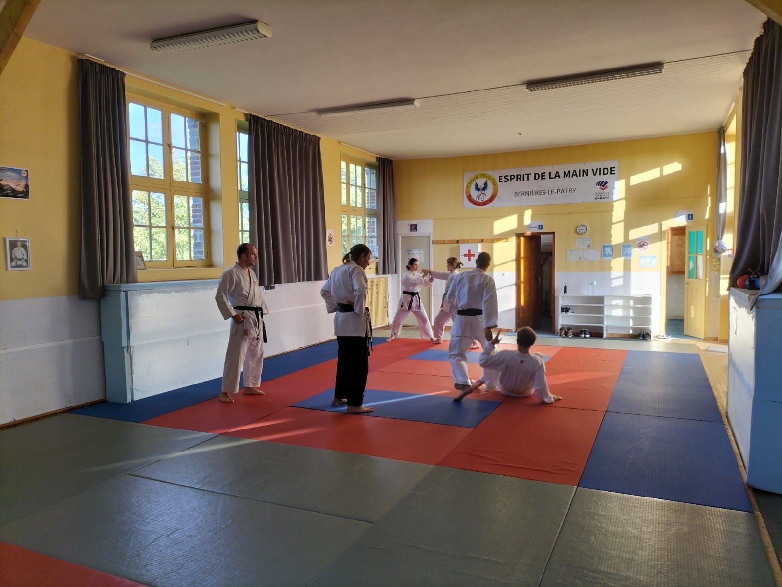 Basse Normandie karaté club de karaté esprit de la main vide condé sur noireau condé en normandie Valdallière Vassy Karaté Shotokan