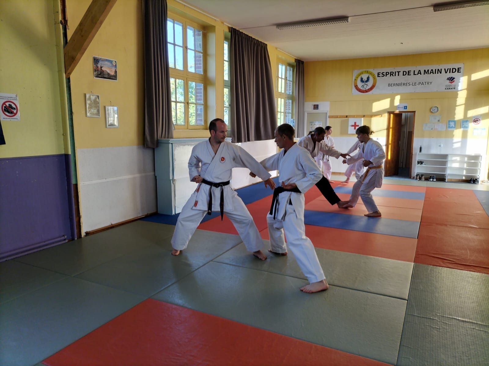 Basse Normandie karaté club de karaté esprit de la main vide condé sur noireau condé en normandie Valdallière Vassy Karaté Shotokan