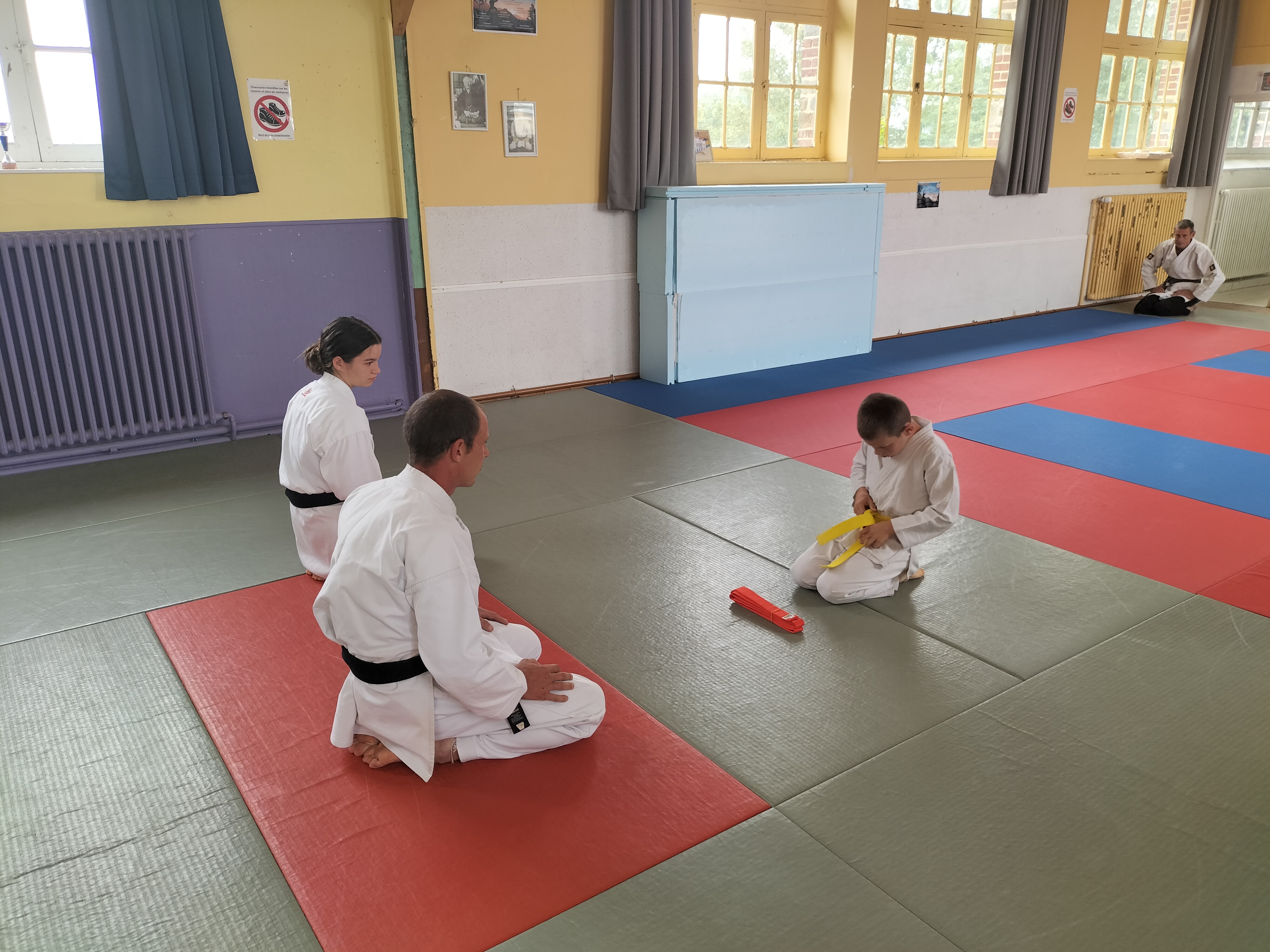 Basse Normandie karaté club de karaté esprit de la main vide condé sur noireau condé en normandie Valdallière Vassy Karaté Shotokan