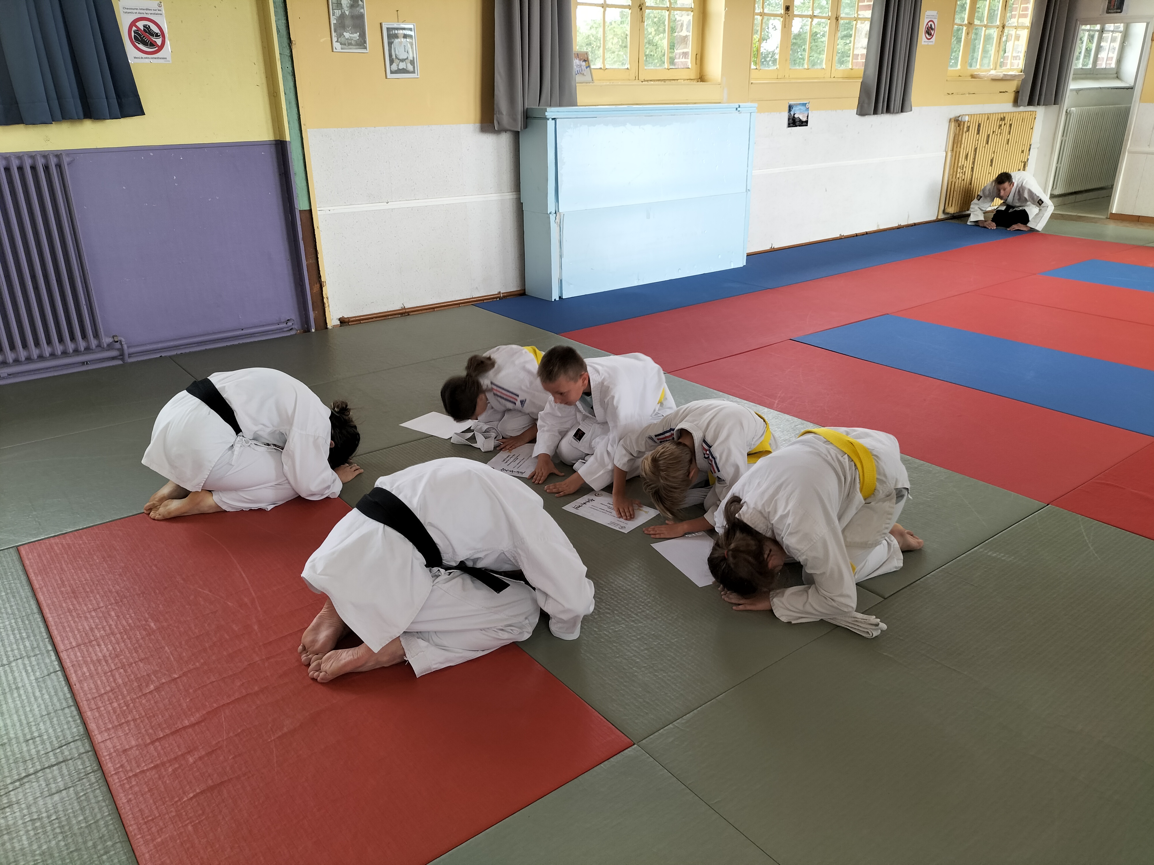 Basse Normandie karaté club de karaté esprit de la main vide condé sur noireau condé en normandie Valdallière Vassy Karaté Shotokan