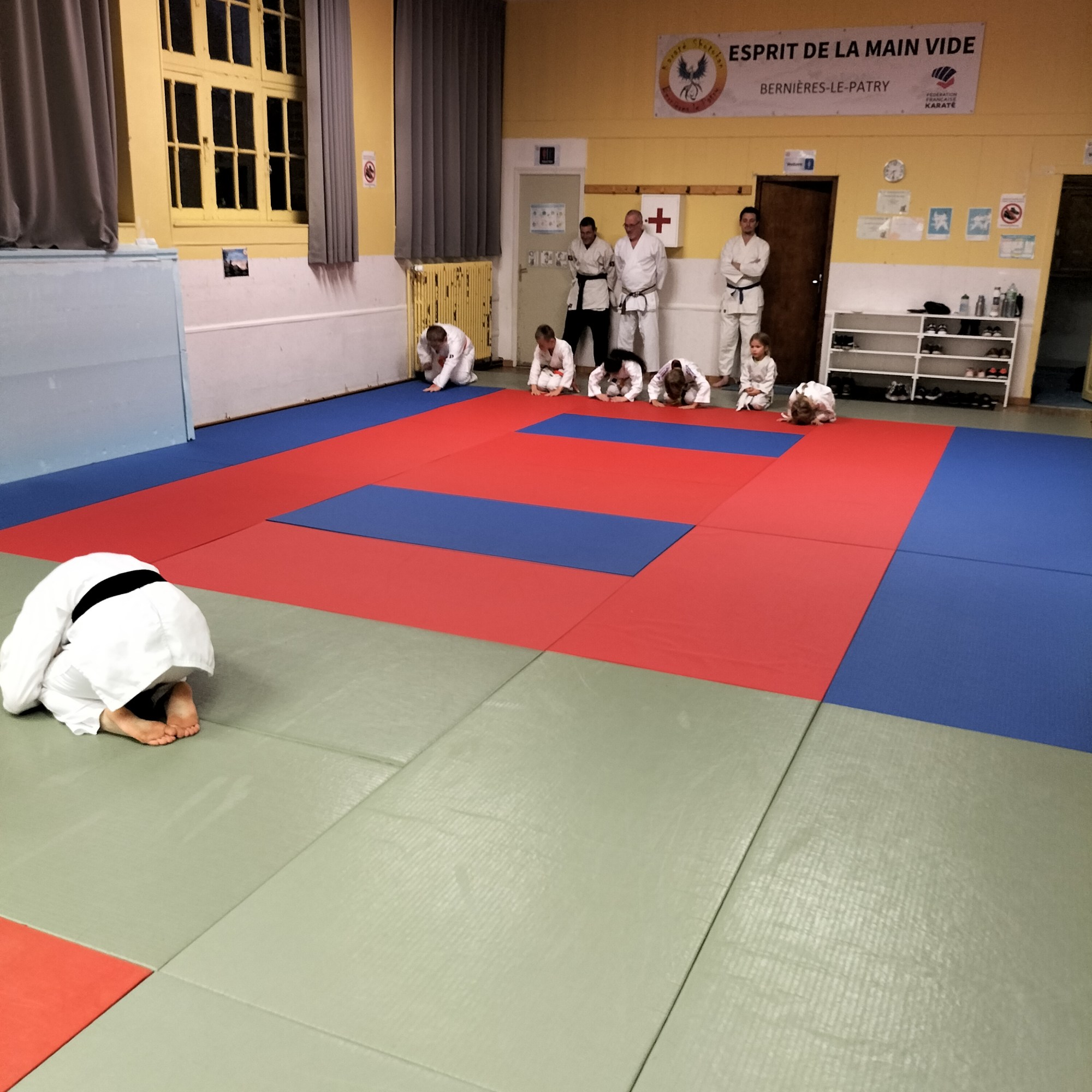 Basse Normandie karaté club de karaté esprit de la main vide condé sur noireau condé en normandie Valdallière Vassy Karaté Shotokan