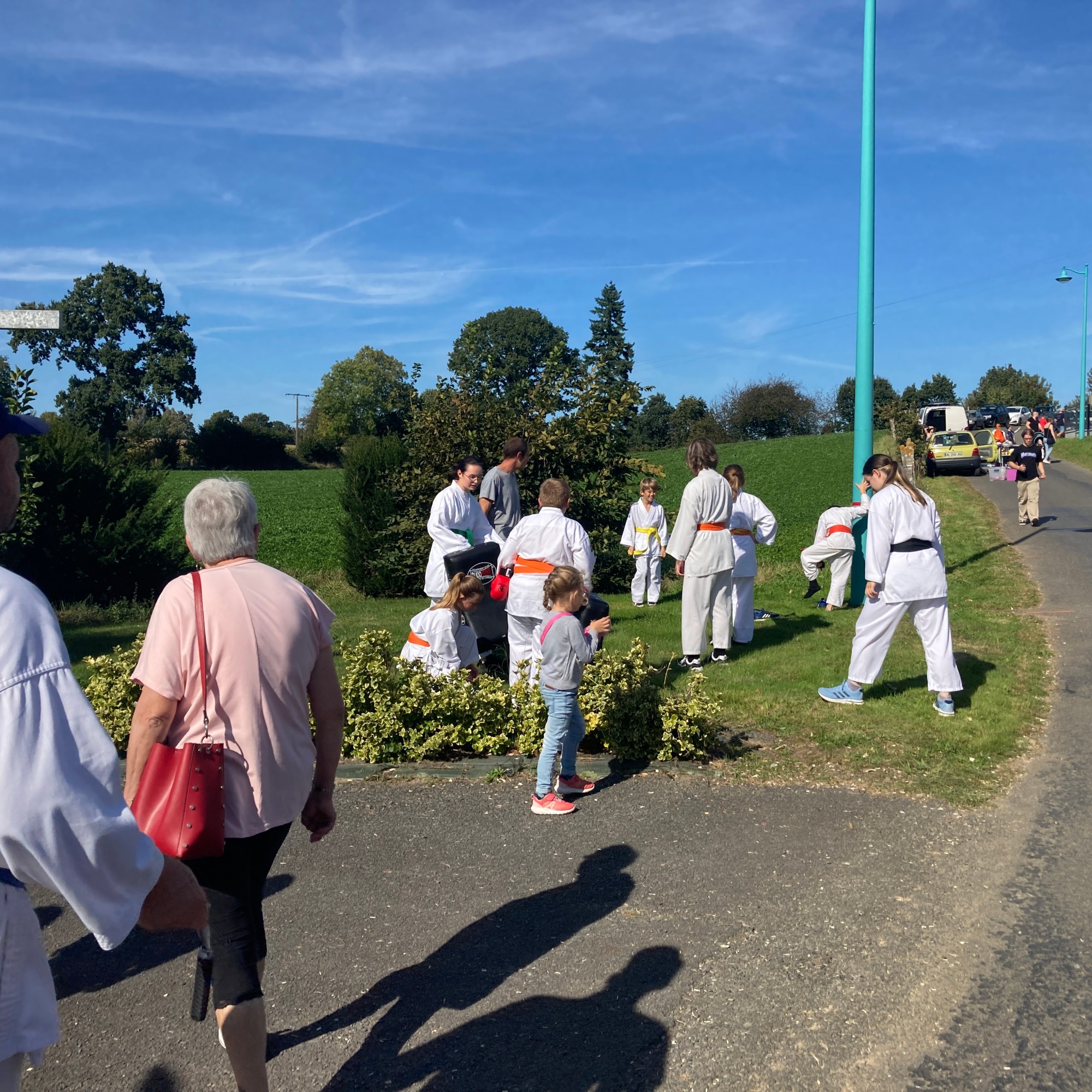 Basse Normandie karaté club de karaté esprit de la main vide condé sur noireau condé en normandie Valdallière Vassy Karaté Shotokan