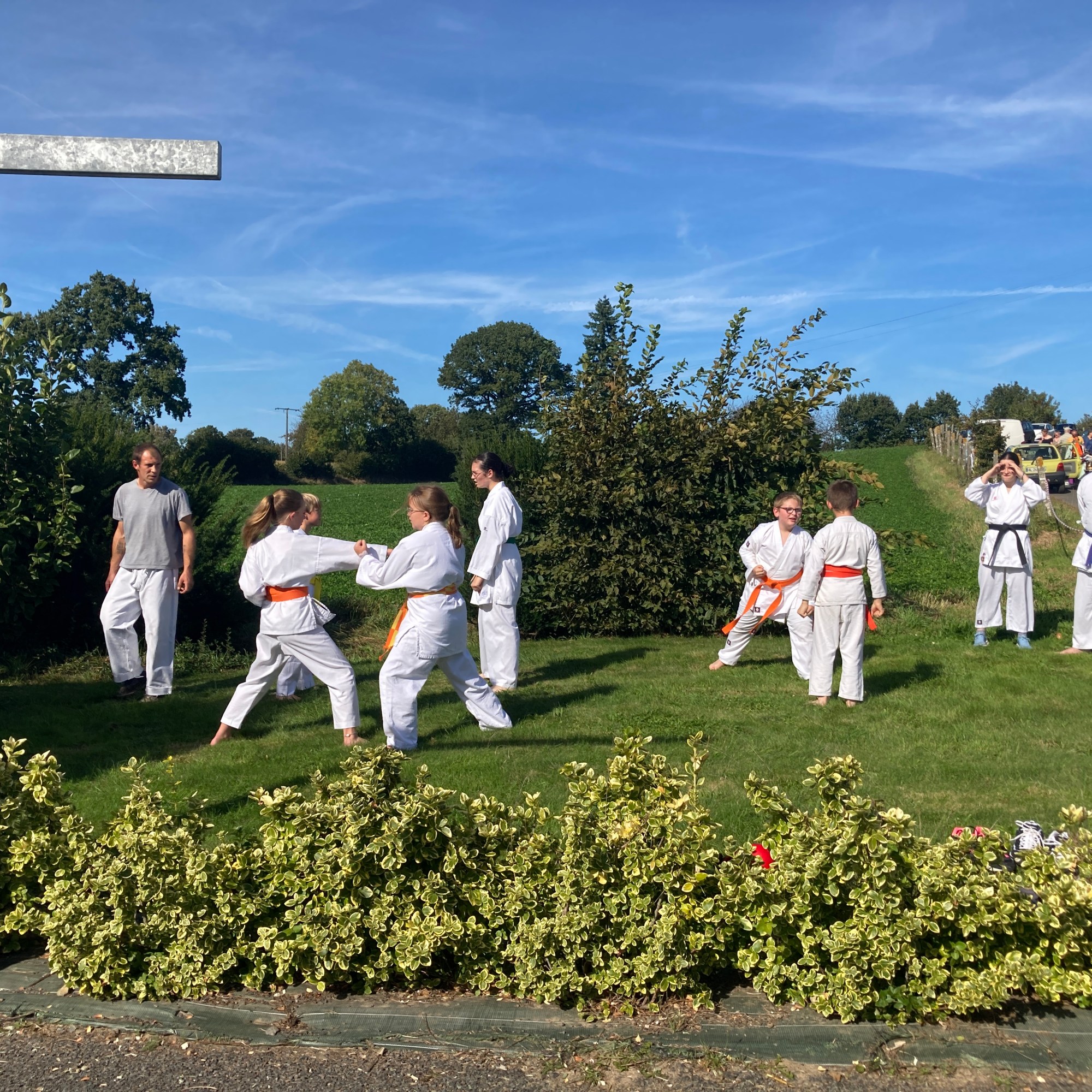 Basse Normandie karaté club de karaté esprit de la main vide condé sur noireau condé en normandie Valdallière Vassy Karaté Shotokan