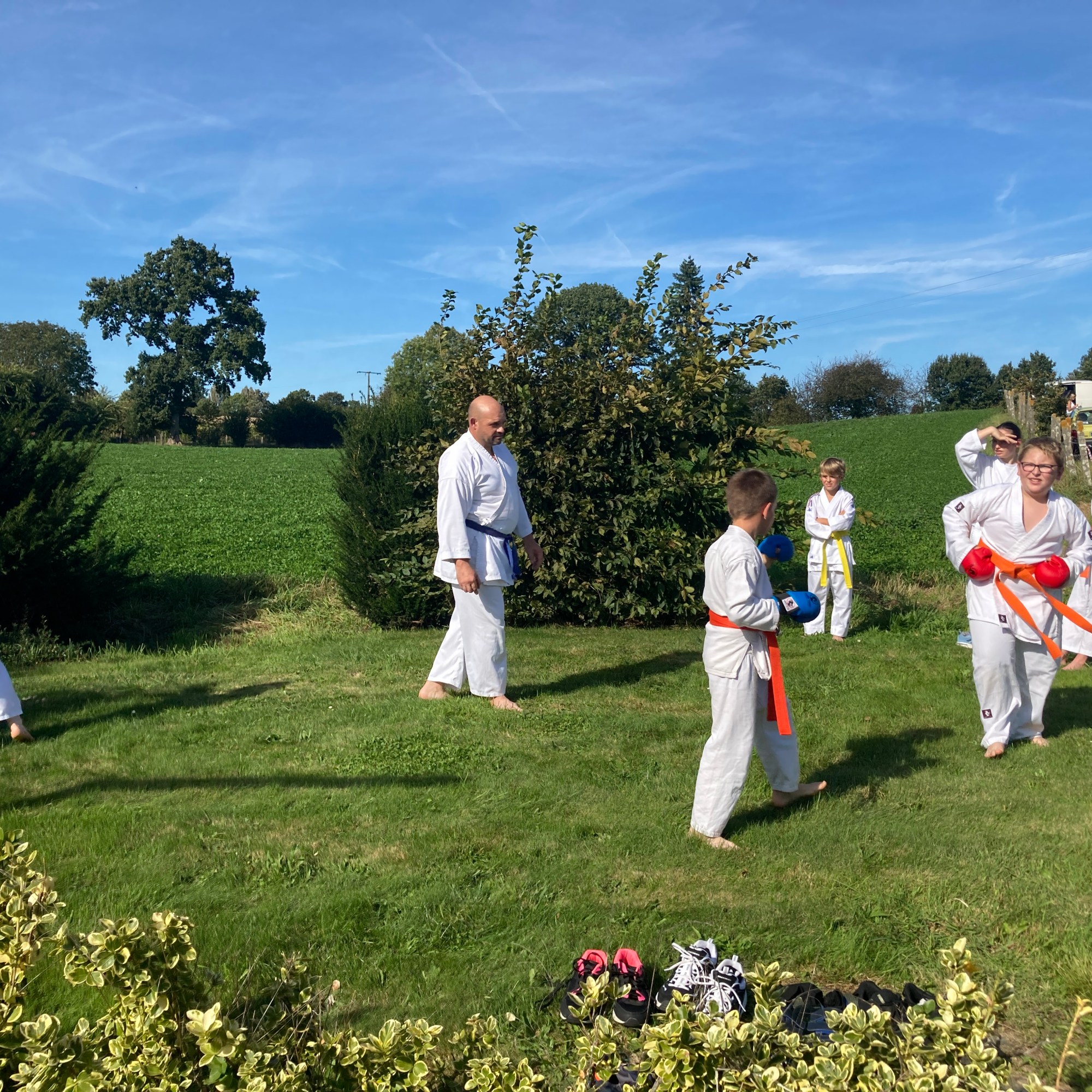 Basse Normandie karaté club de karaté esprit de la main vide condé sur noireau condé en normandie Valdallière Vassy Karaté Shotokan