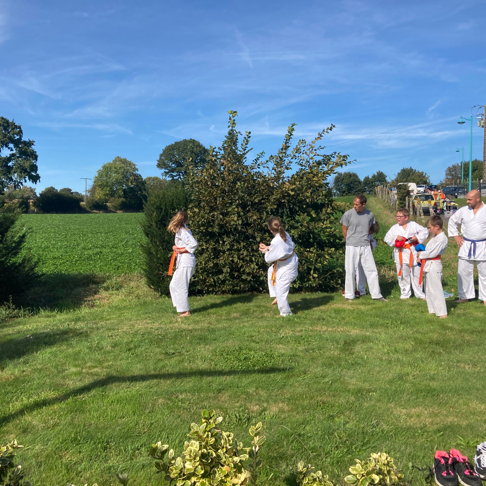 Basse Normandie karaté club de karaté esprit de la main vide condé sur noireau condé en normandie Valdallière Vassy Karaté Shotokan