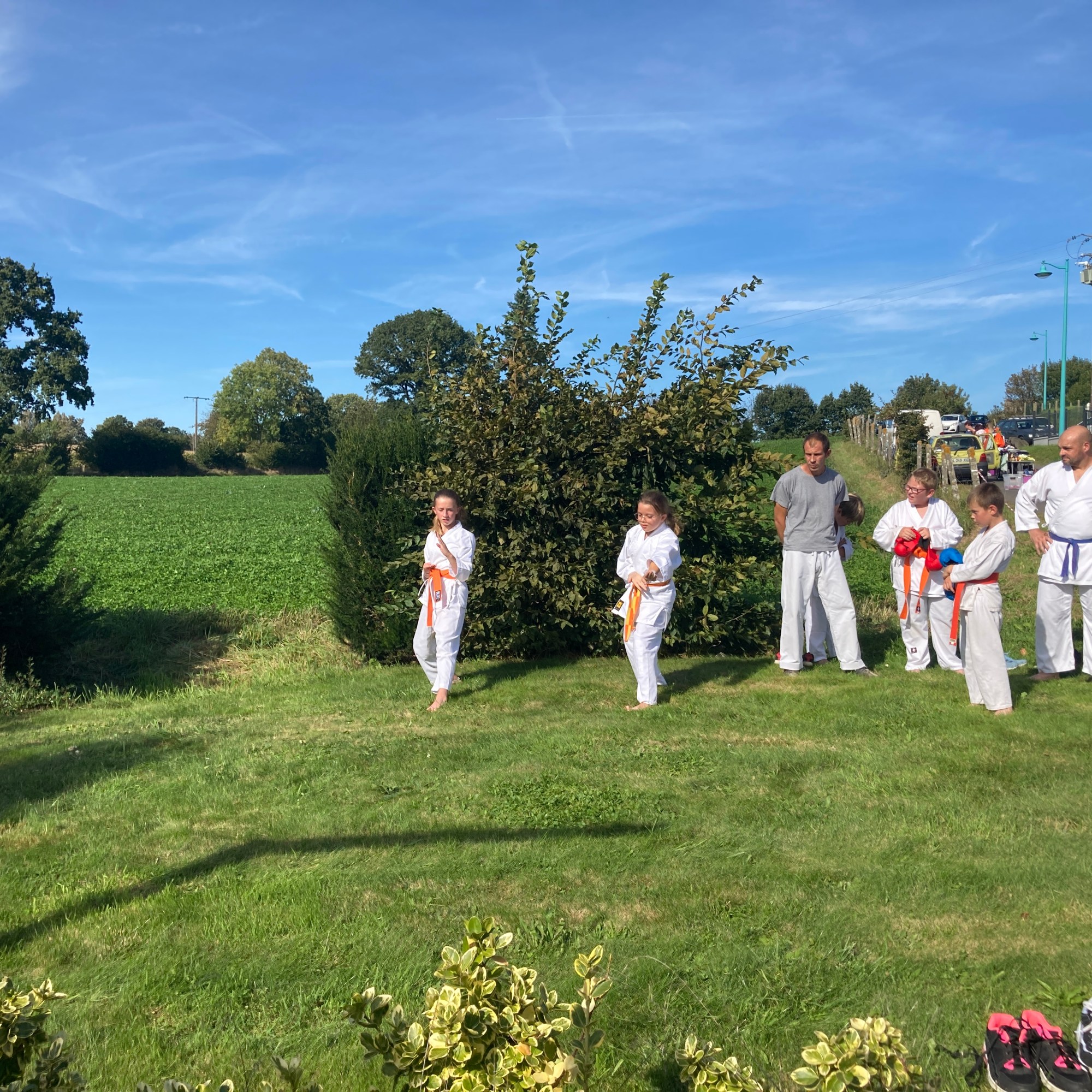 Basse Normandie karaté club de karaté esprit de la main vide condé sur noireau condé en normandie Valdallière Vassy Karaté Shotokan