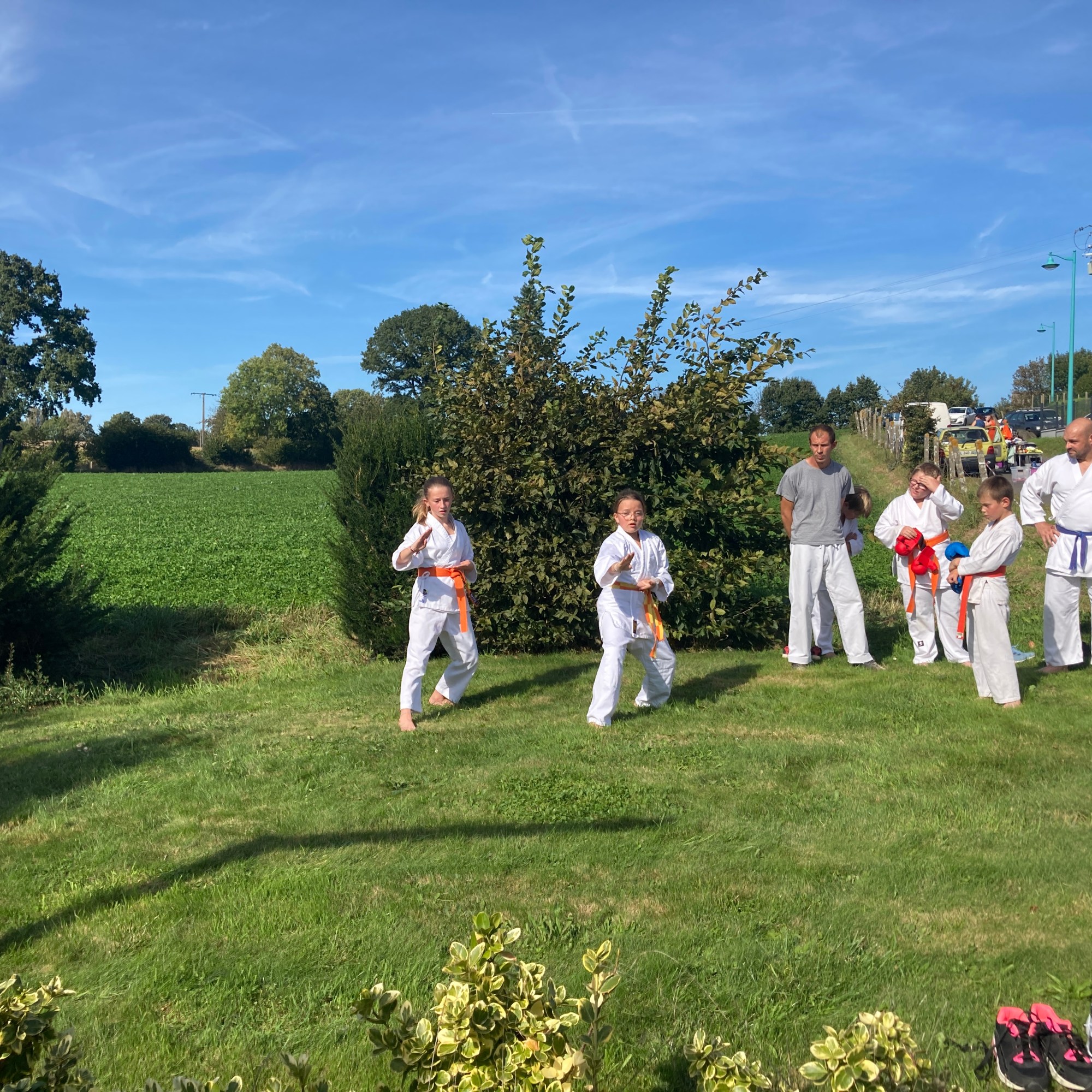 Basse Normandie karaté club de karaté esprit de la main vide condé sur noireau condé en normandie Valdallière Vassy Karaté Shotokan