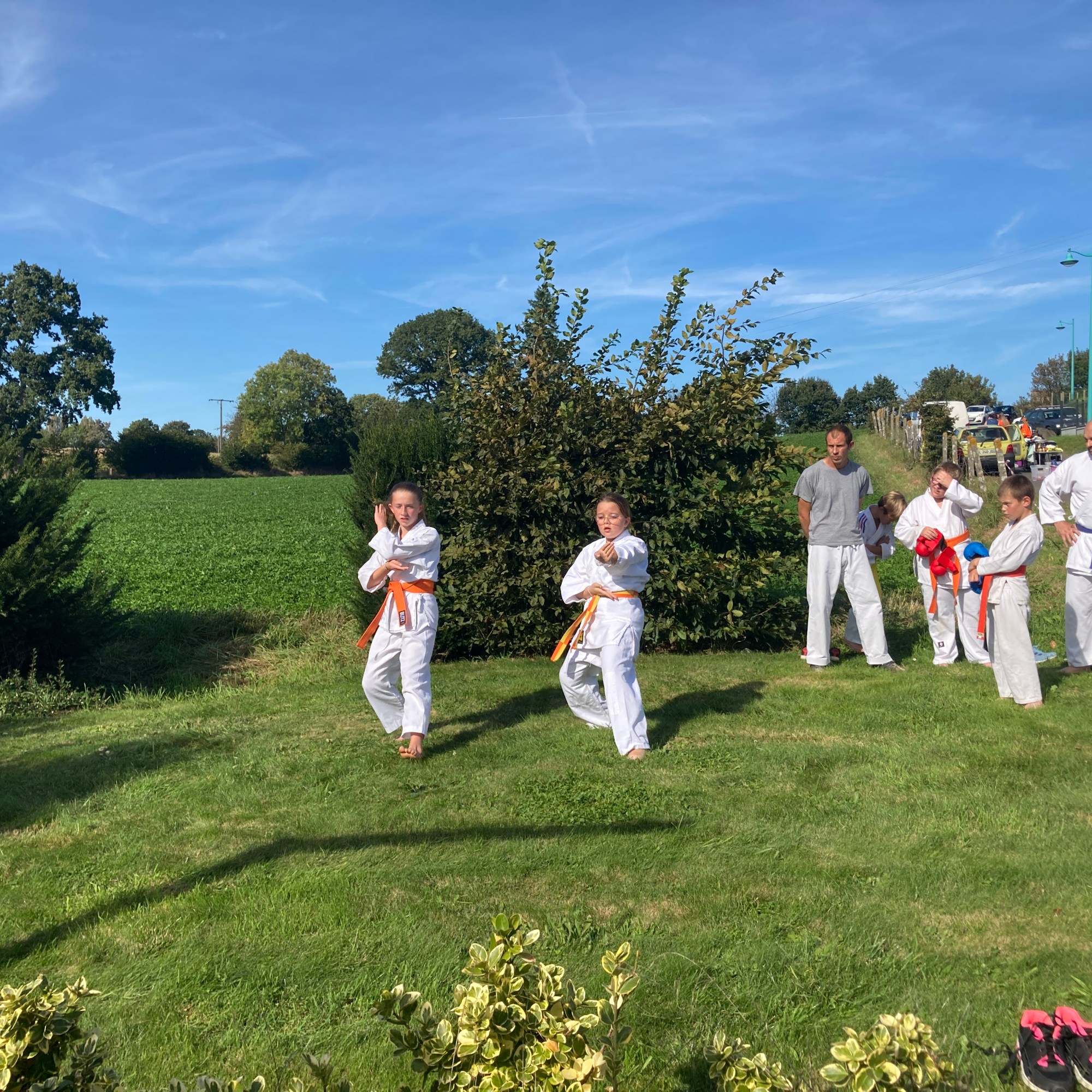 Basse Normandie karaté club de karaté esprit de la main vide condé sur noireau condé en normandie Valdallière Vassy Karaté Shotokan