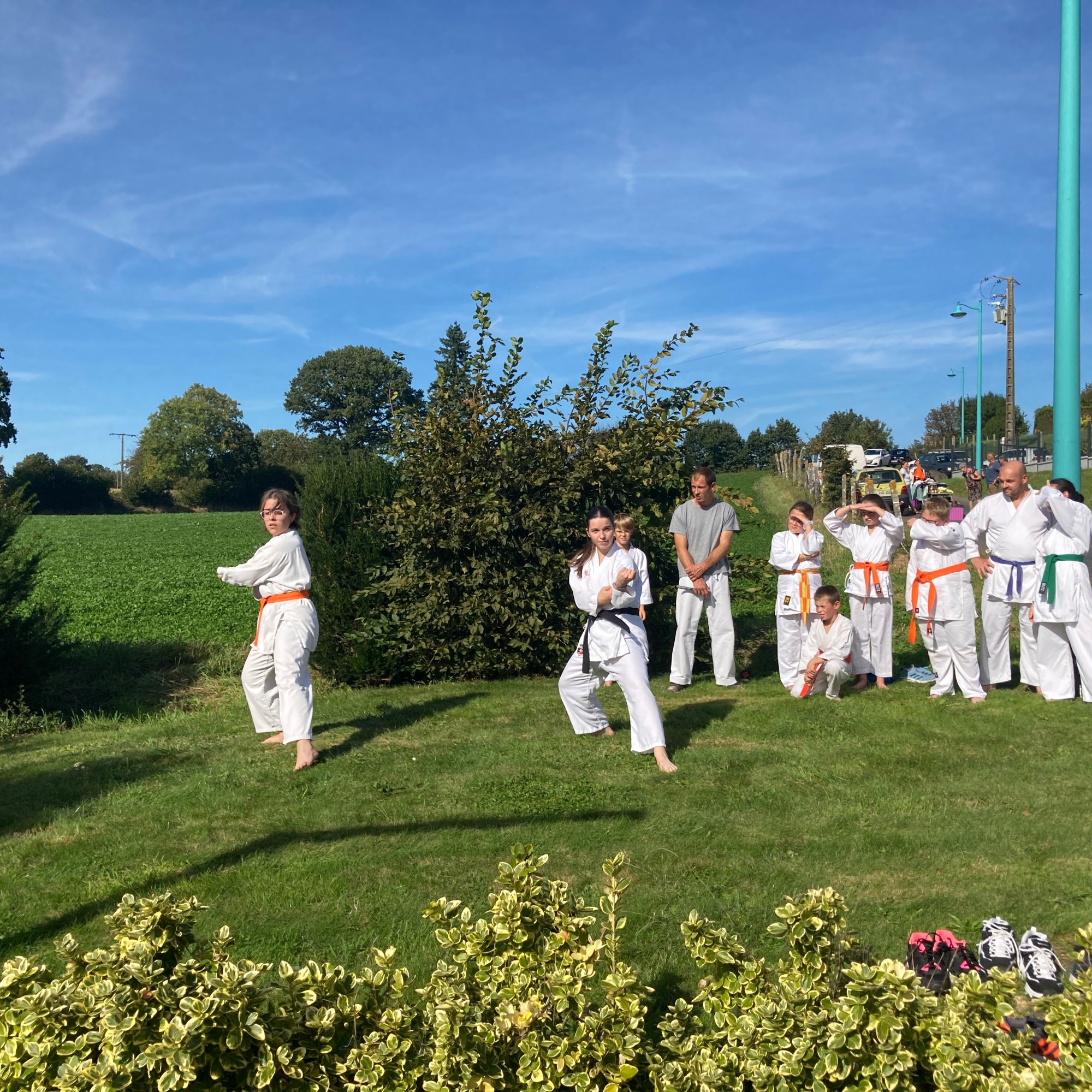 Basse Normandie karaté club de karaté esprit de la main vide condé sur noireau condé en normandie Valdallière Vassy Karaté Shotokan