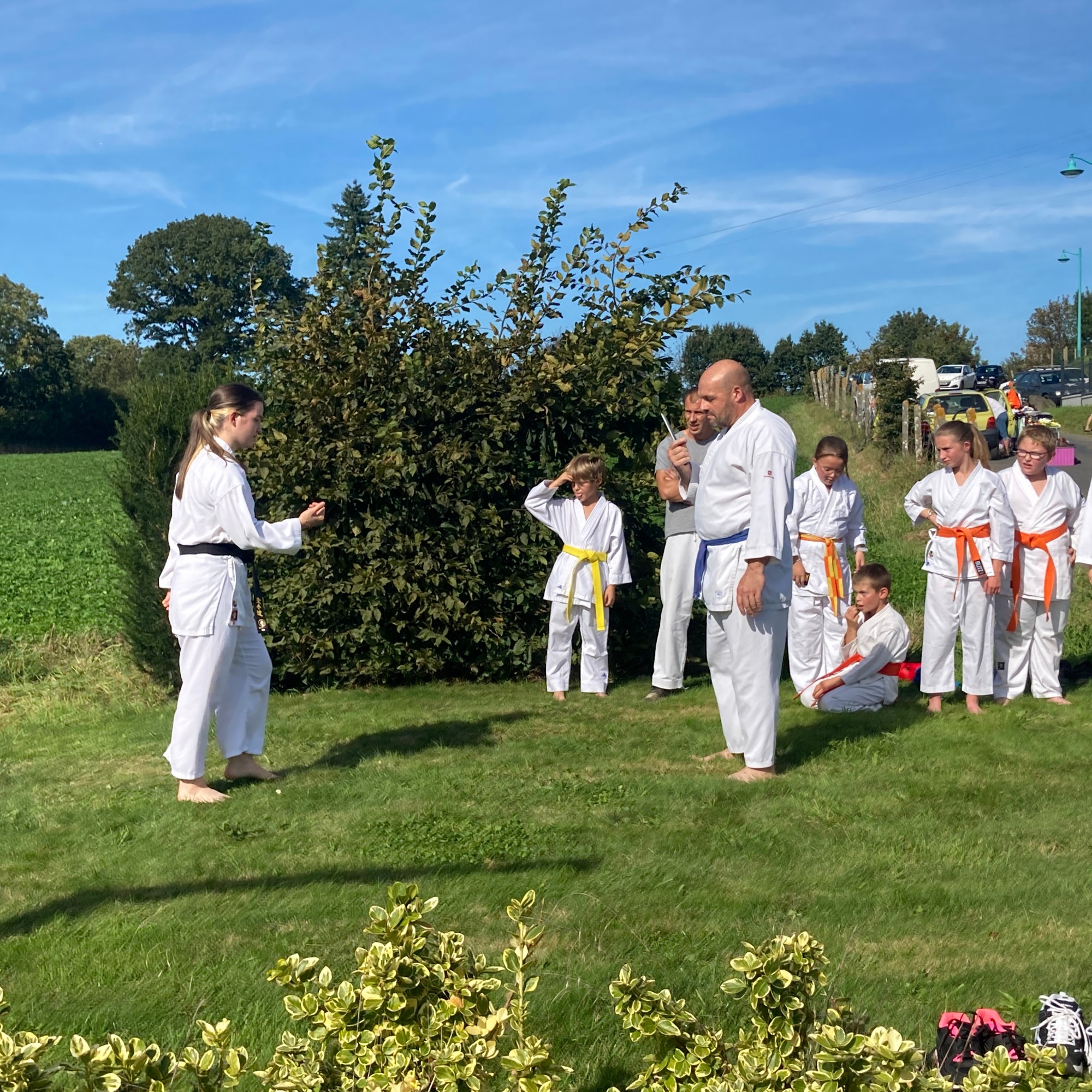 Basse Normandie karaté club de karaté esprit de la main vide condé sur noireau condé en normandie Valdallière Vassy Karaté Shotokan