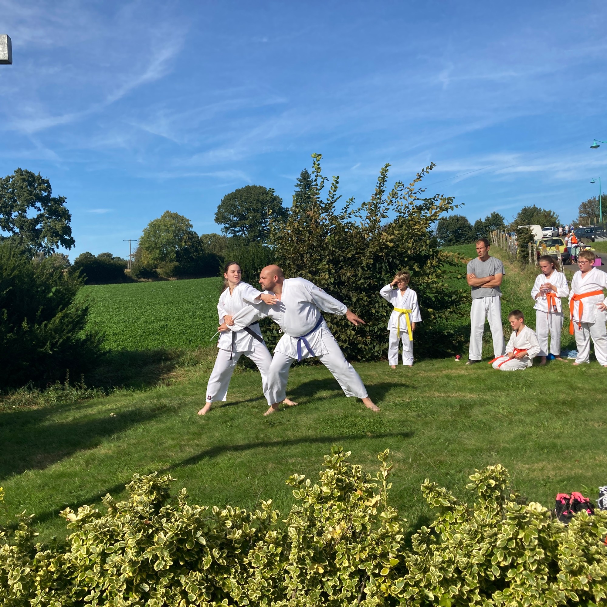 Basse Normandie karaté club de karaté esprit de la main vide condé sur noireau condé en normandie Valdallière Vassy Karaté Shotokan