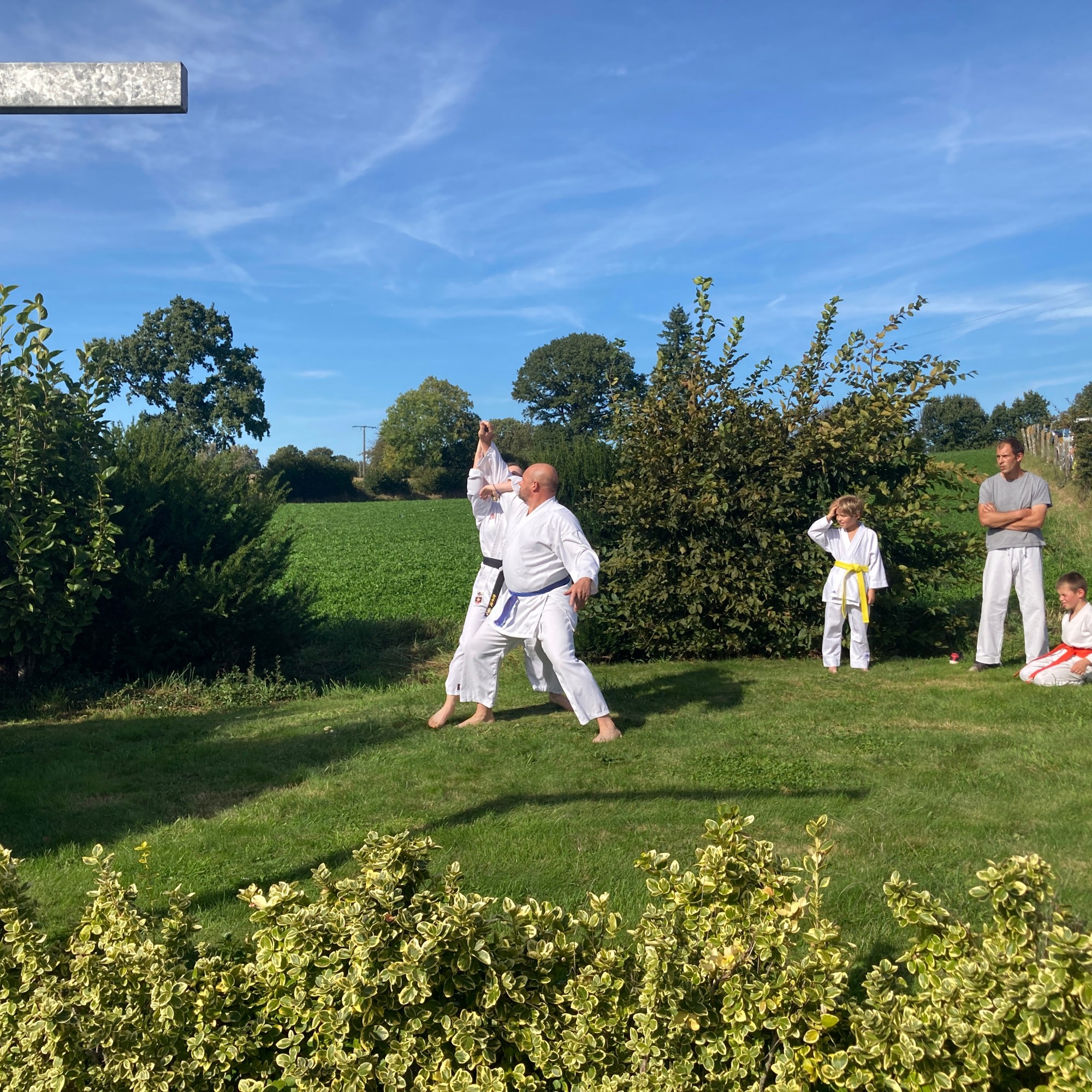 Basse Normandie karaté club de karaté esprit de la main vide condé sur noireau condé en normandie Valdallière Vassy Karaté Shotokan