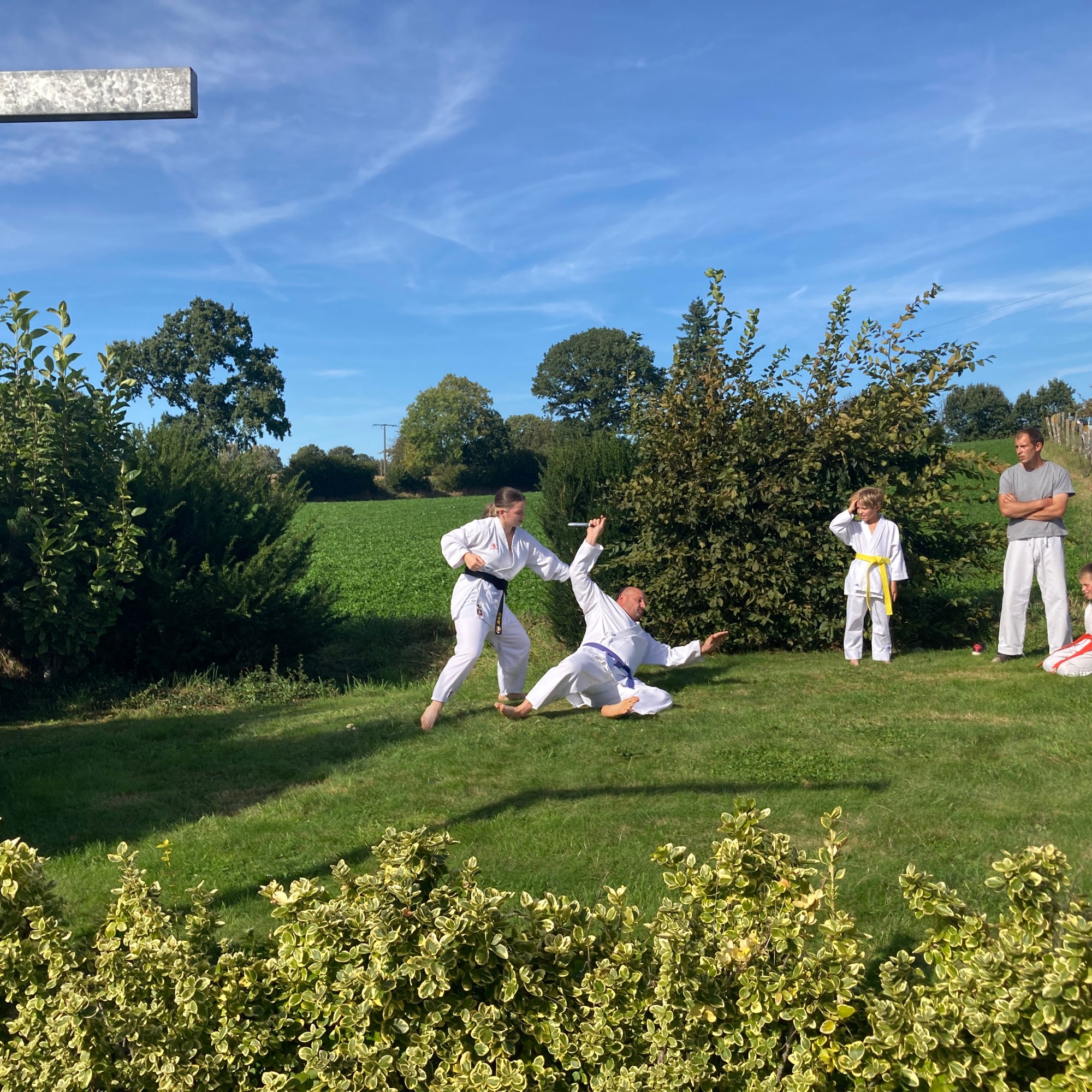 Basse Normandie karaté club de karaté esprit de la main vide condé sur noireau condé en normandie Valdallière Vassy Karaté Shotokan