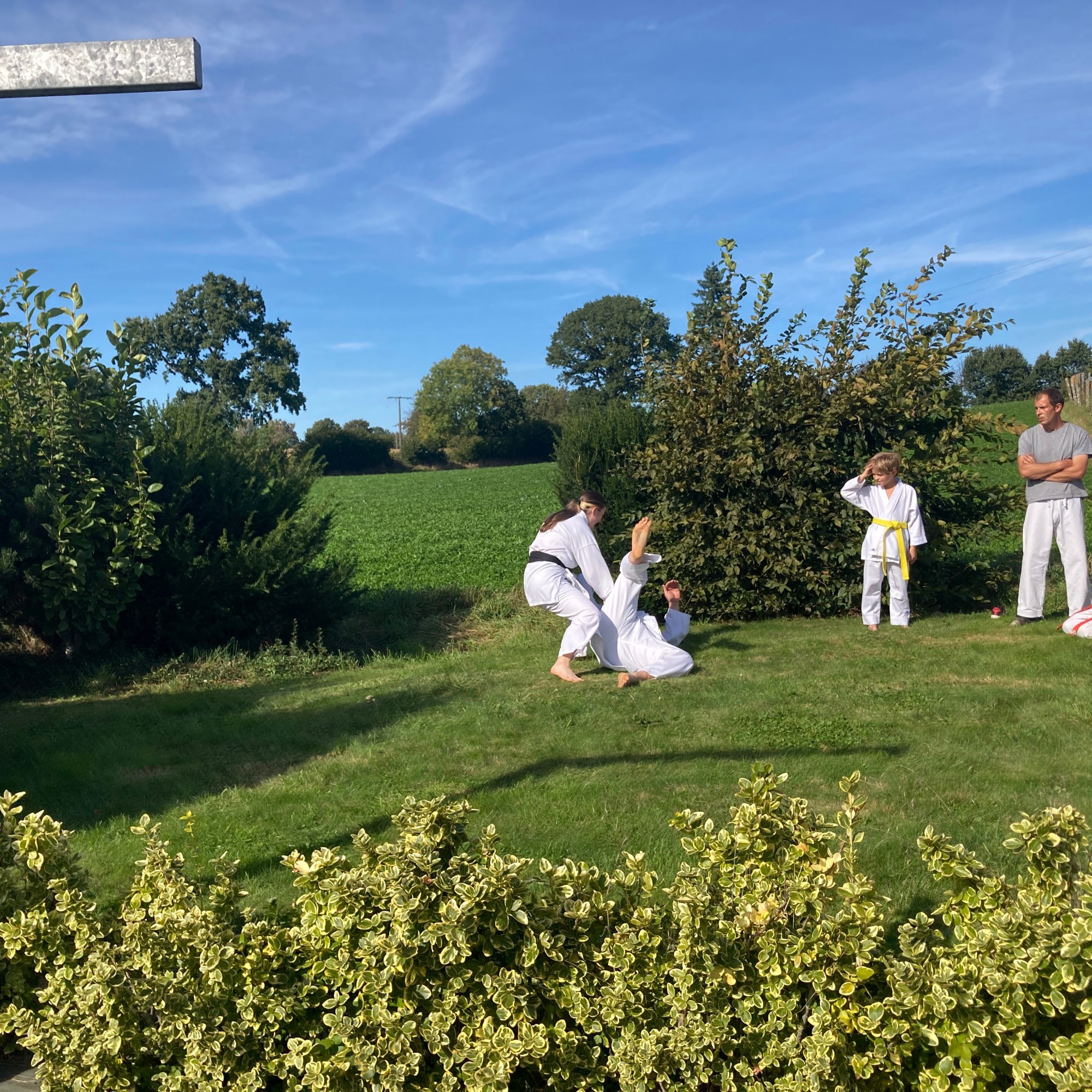 Basse Normandie karaté club de karaté esprit de la main vide condé sur noireau condé en normandie Valdallière Vassy Karaté Shotokan