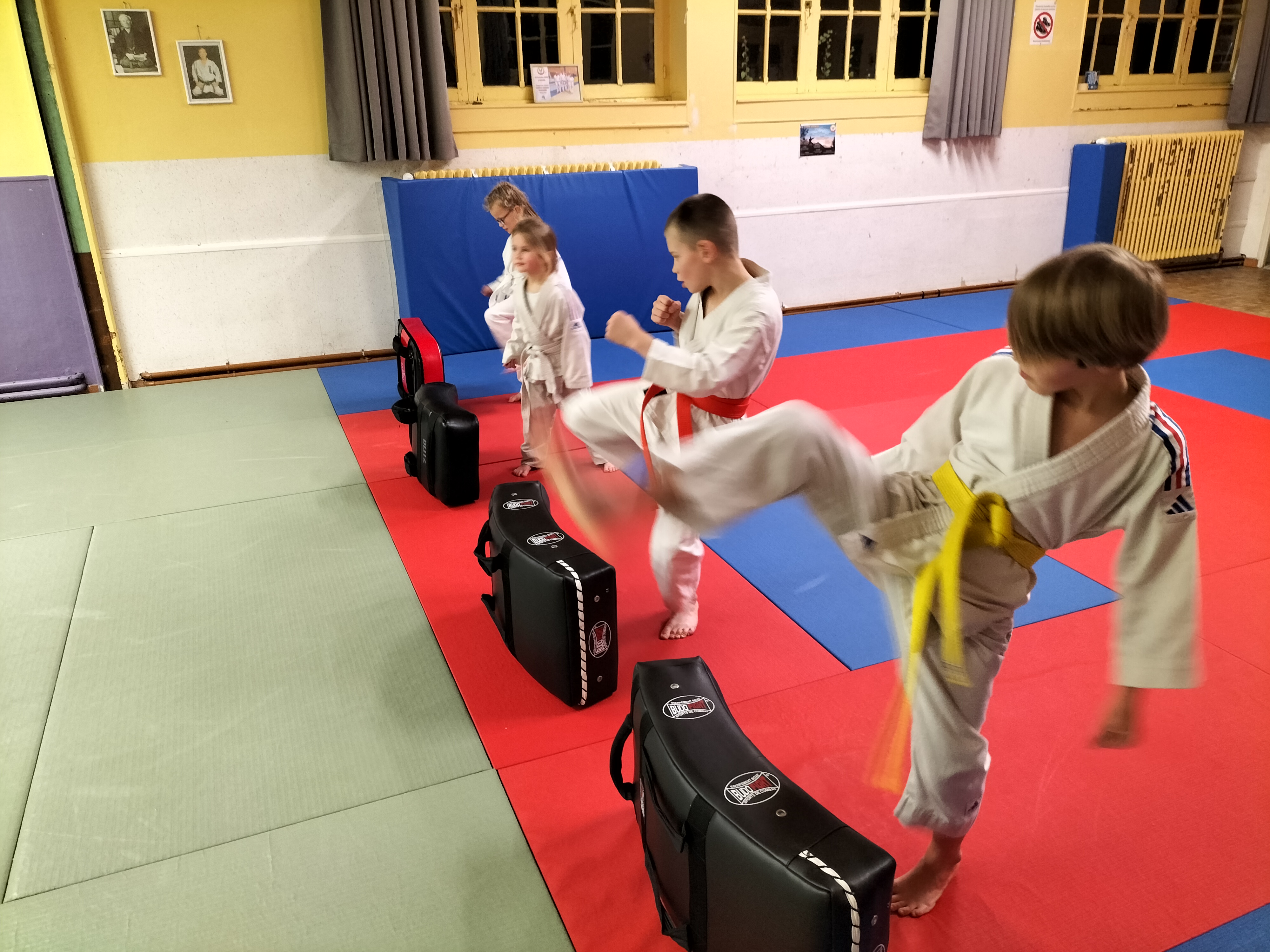 Basse Normandie karaté club de karaté esprit de la main vide condé sur noireau condé en normandie Valdallière Vassy Karaté Shotokan