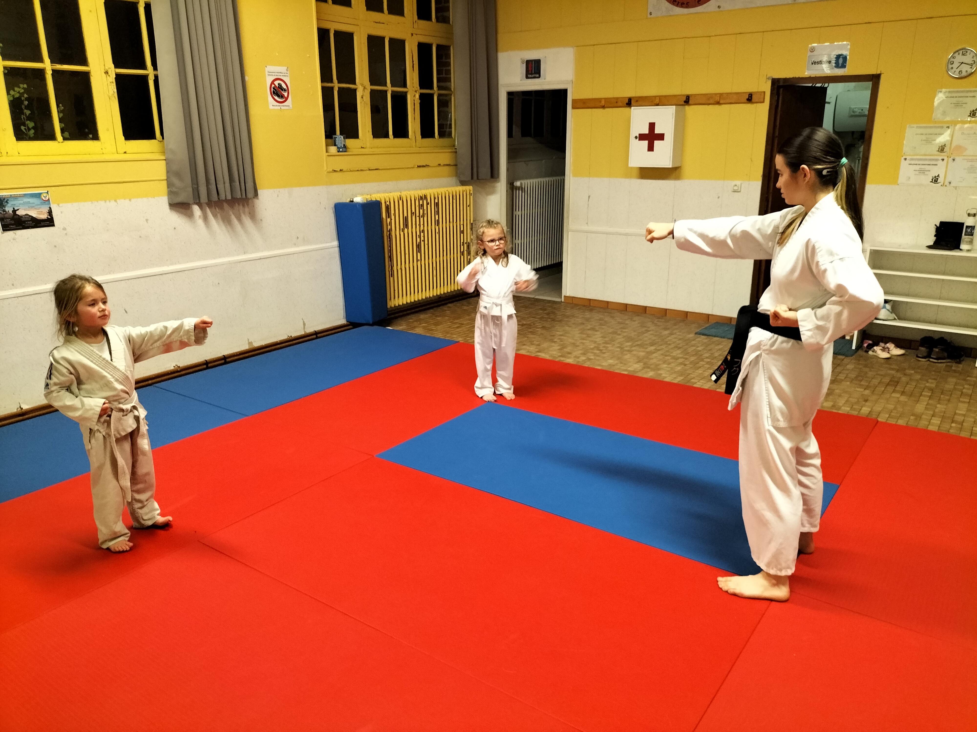 Basse Normandie karaté club de karaté esprit de la main vide condé sur noireau condé en normandie Valdallière Vassy Karaté Shotokan