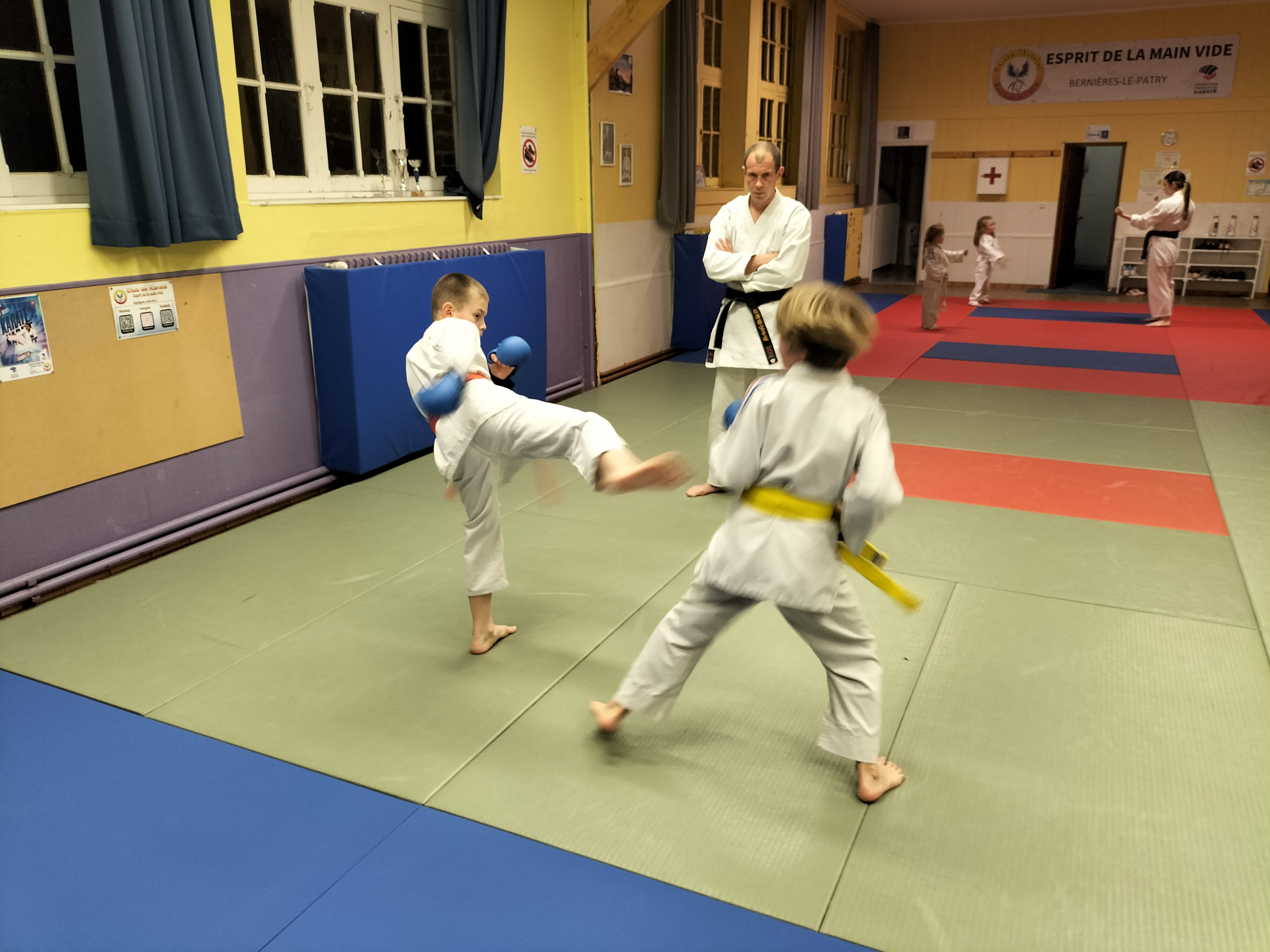 Basse Normandie karaté club de karaté esprit de la main vide condé sur noireau condé en normandie Valdallière Vassy Karaté Shotokan