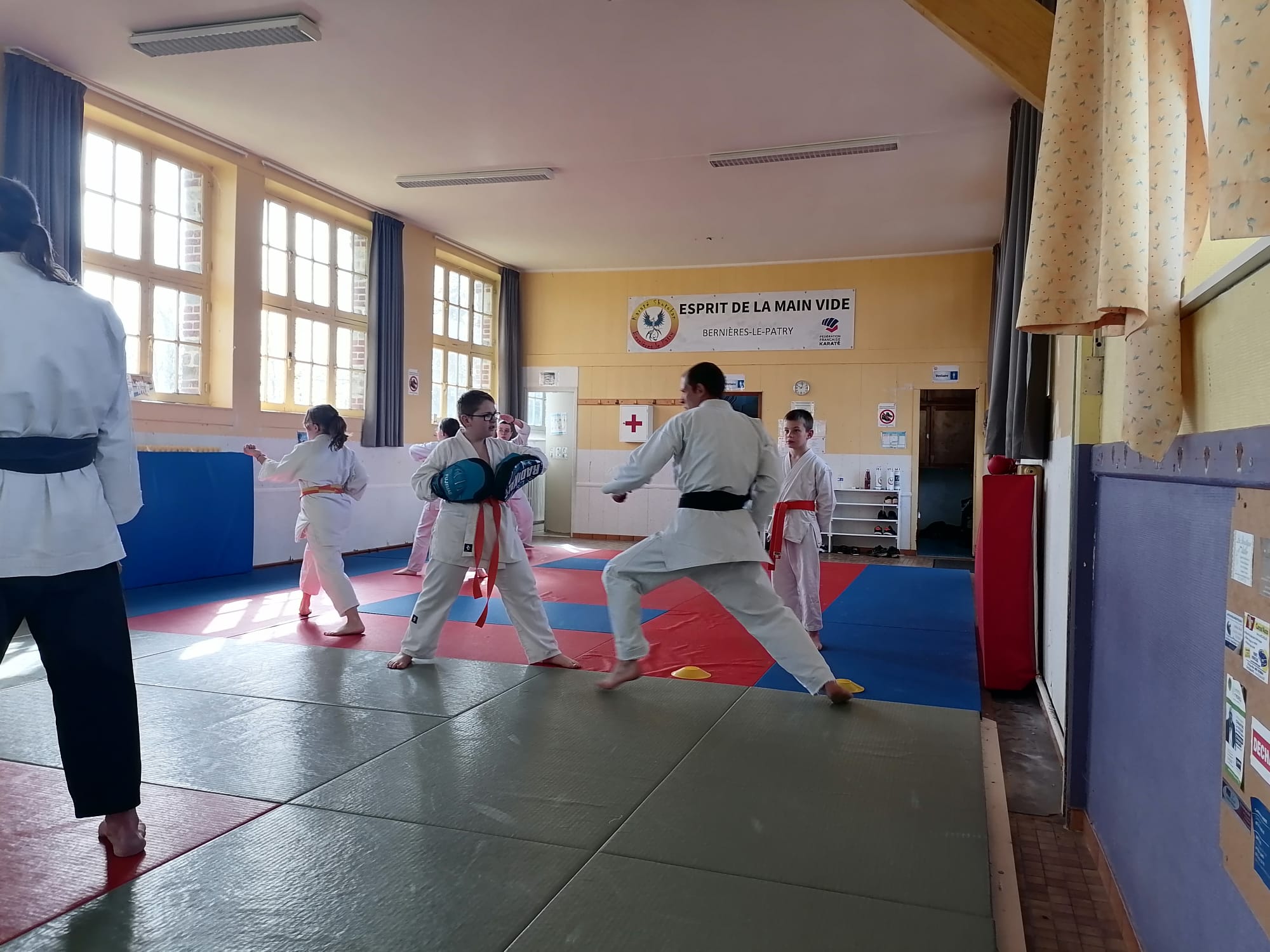 Basse Normandie karaté club de karaté esprit de la main vide condé sur noireau condé en normandie Valdallière Vassy Karaté Shotokan