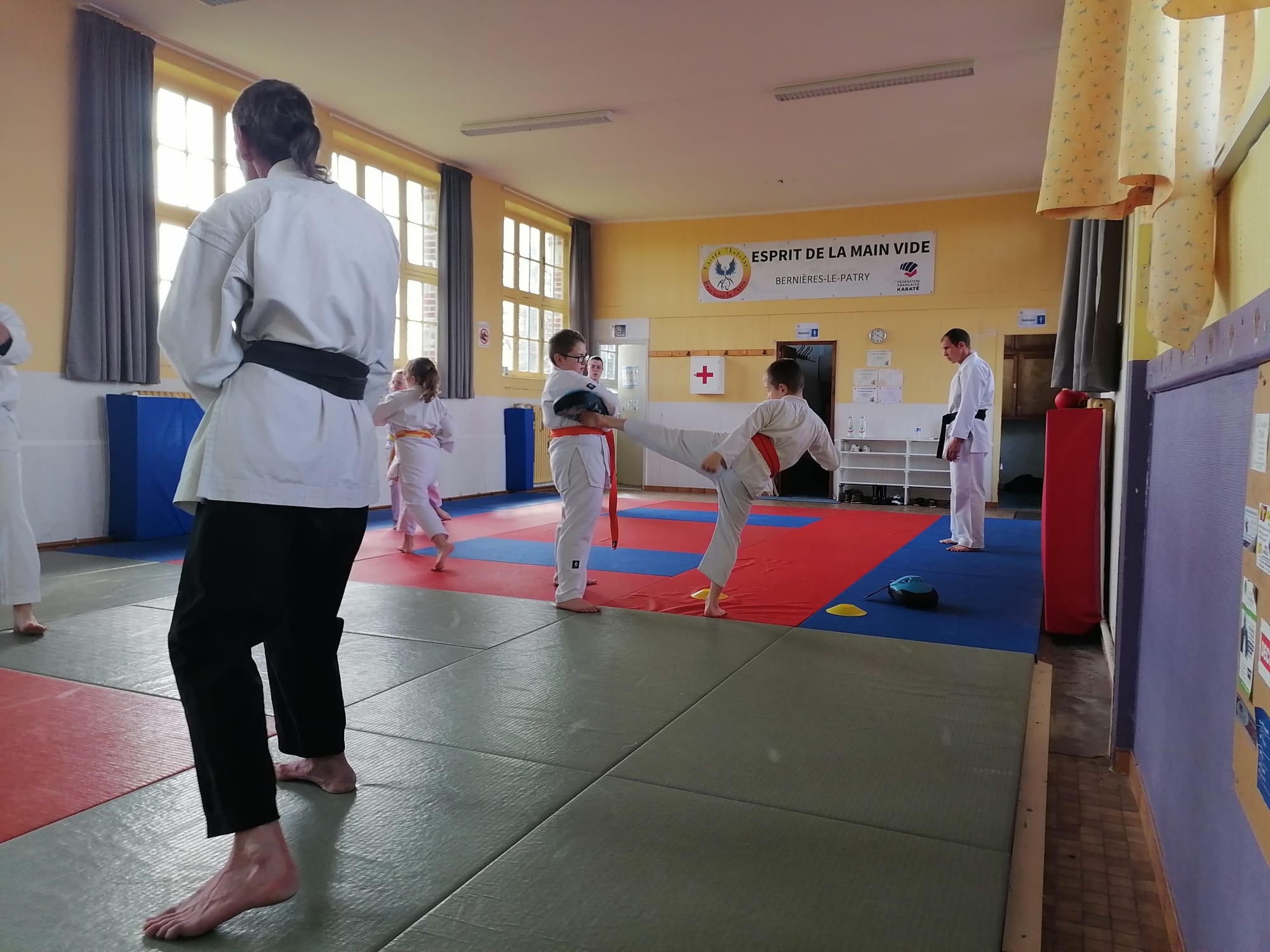 Basse Normandie karaté club de karaté esprit de la main vide condé sur noireau condé en normandie Valdallière Vassy Karaté Shotokan