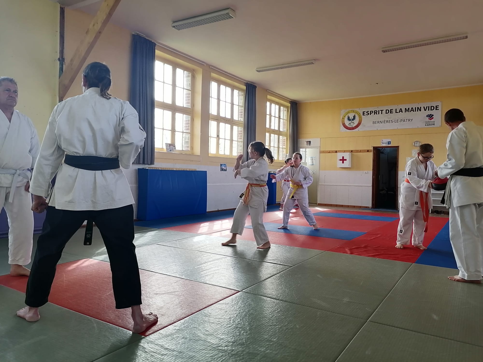Basse Normandie karaté club de karaté esprit de la main vide condé sur noireau condé en normandie Valdallière Vassy Karaté Shotokan