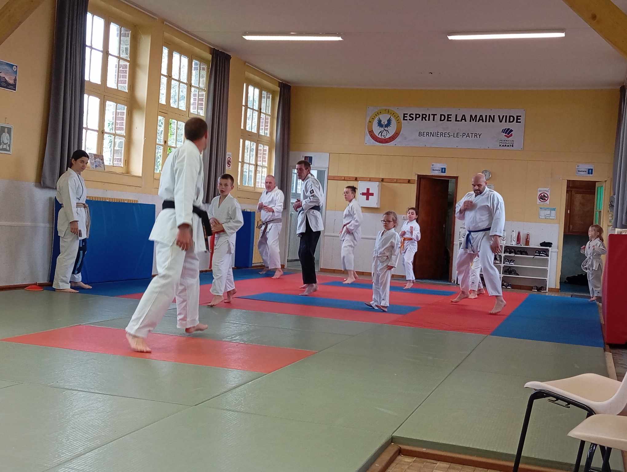 Basse Normandie karaté club de karaté esprit de la main vide condé sur noireau condé en normandie Valdallière Vassy Karaté Shotokan