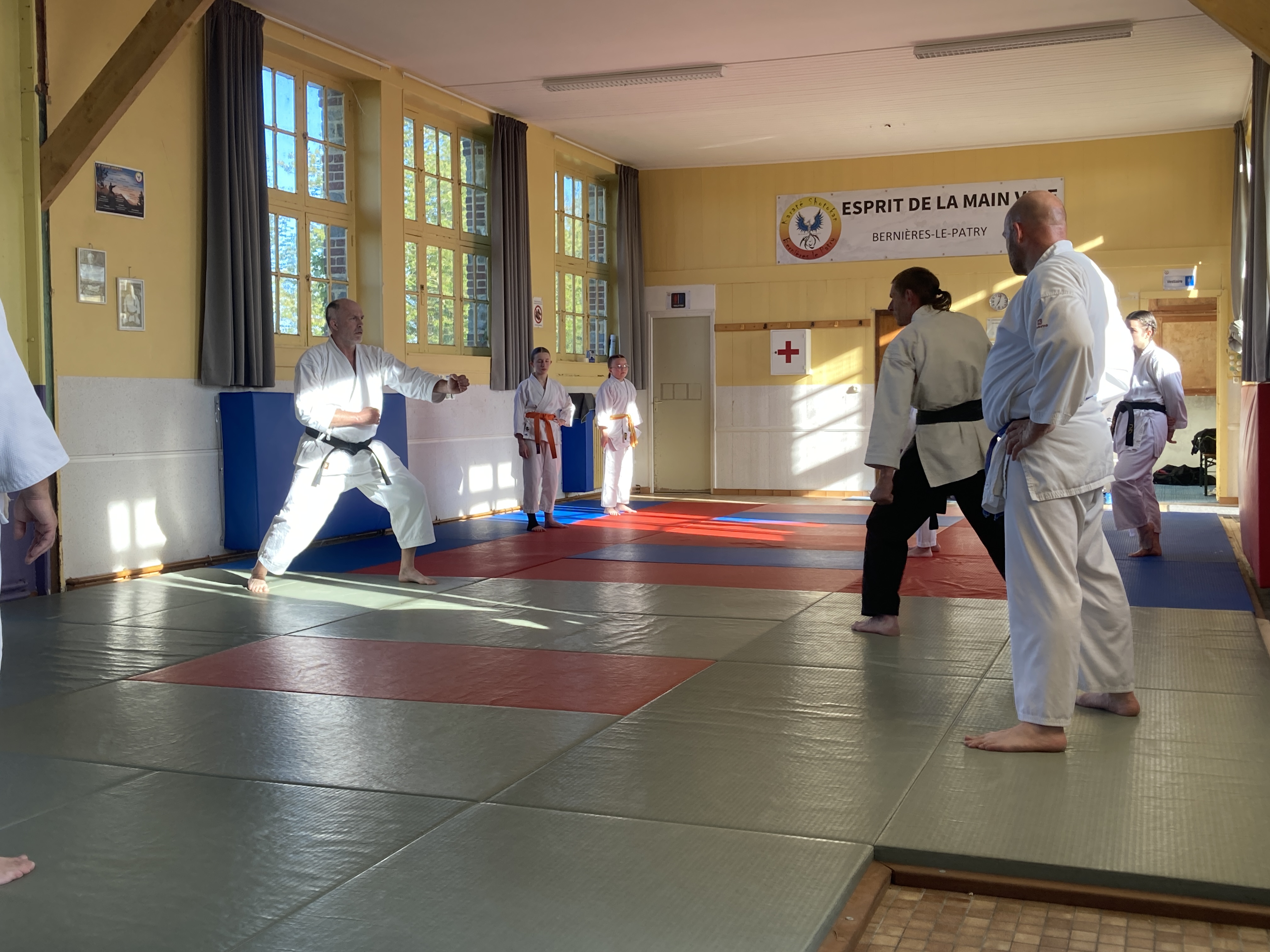 Basse Normandie karaté club de karaté esprit de la main vide condé sur noireau condé en normandie Valdallière Vassy Karaté Shotokan