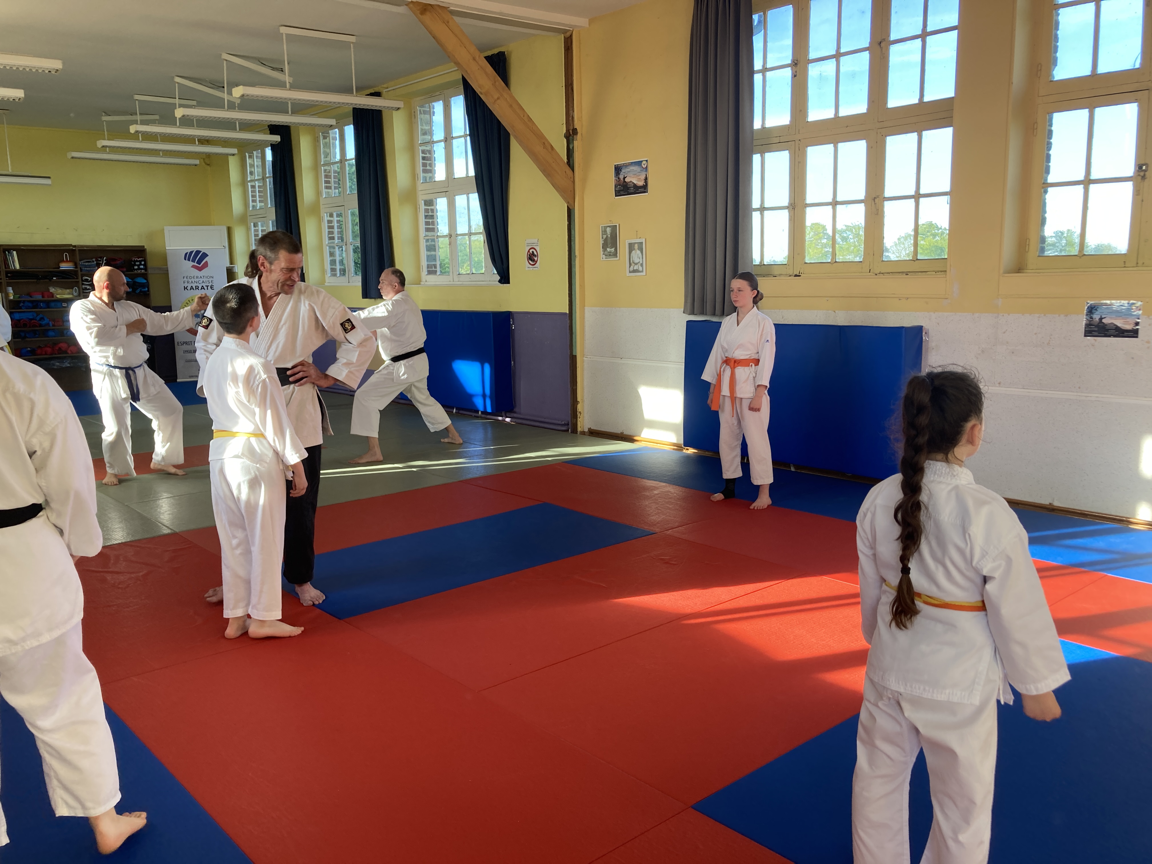 Basse Normandie karaté club de karaté esprit de la main vide condé sur noireau condé en normandie Valdallière Vassy Karaté Shotokan