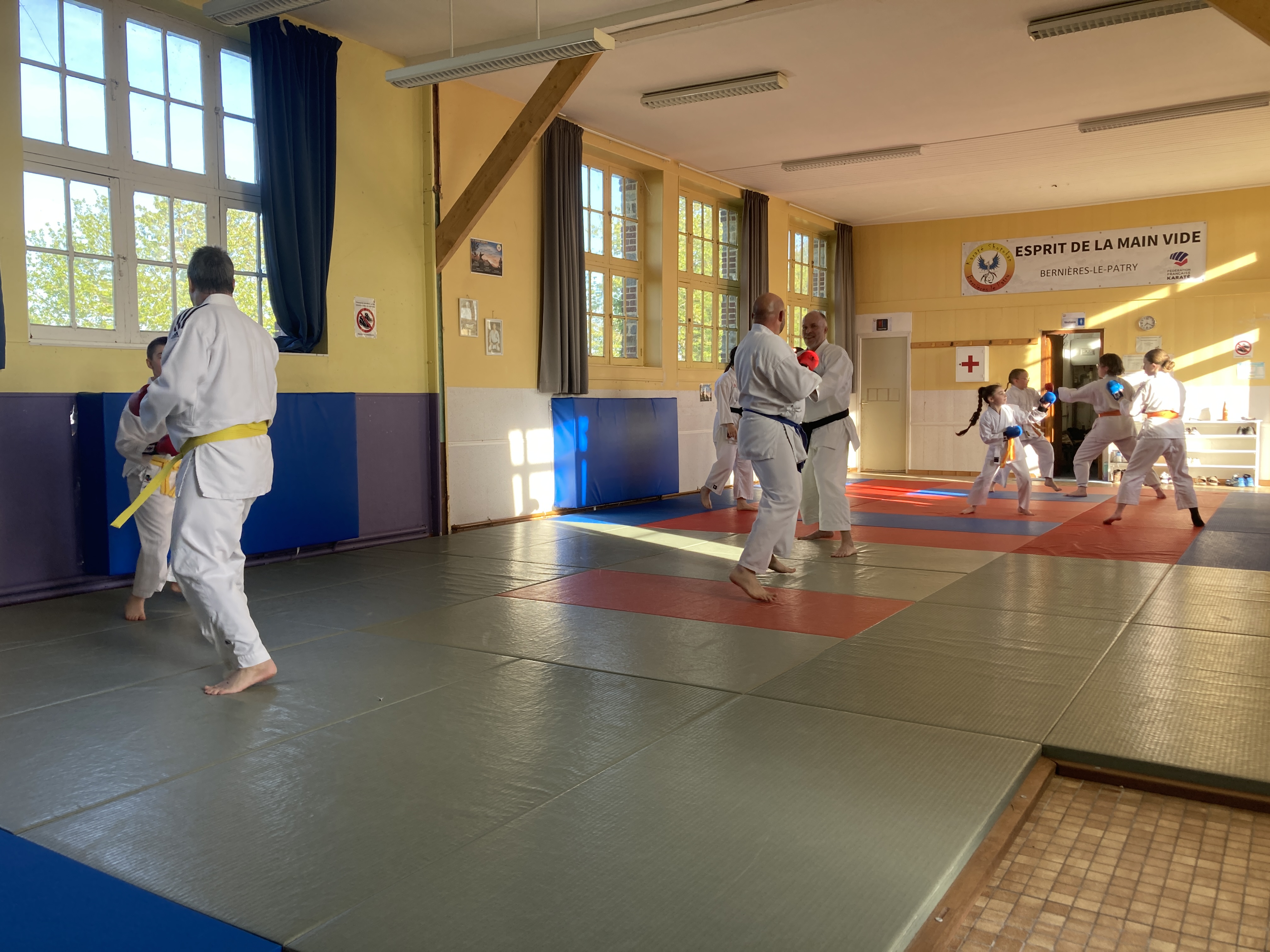 Basse Normandie karaté club de karaté esprit de la main vide condé sur noireau condé en normandie Valdallière Vassy Karaté Shotokan