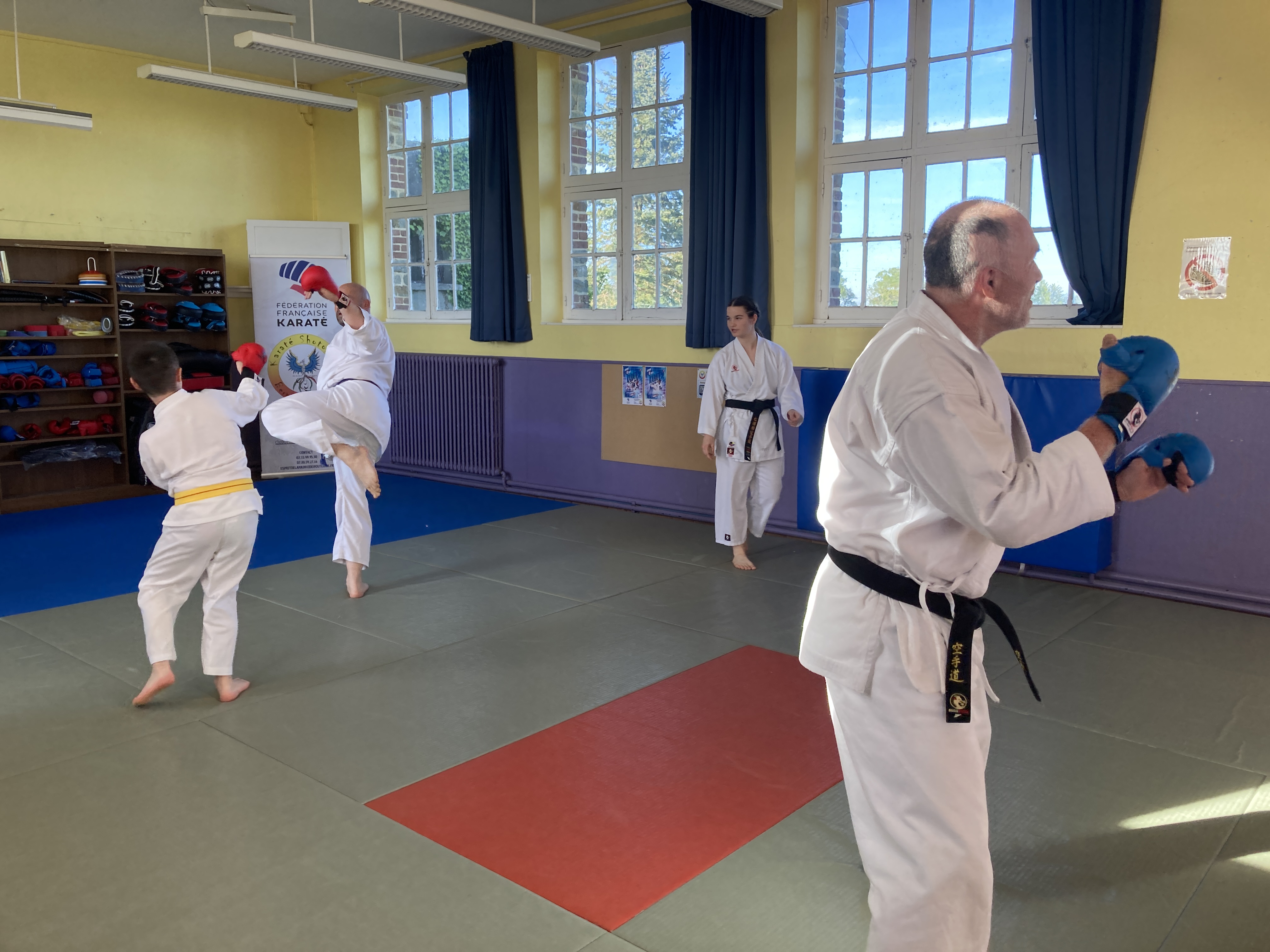 Basse Normandie karaté club de karaté esprit de la main vide condé sur noireau condé en normandie Valdallière Vassy Karaté Shotokan